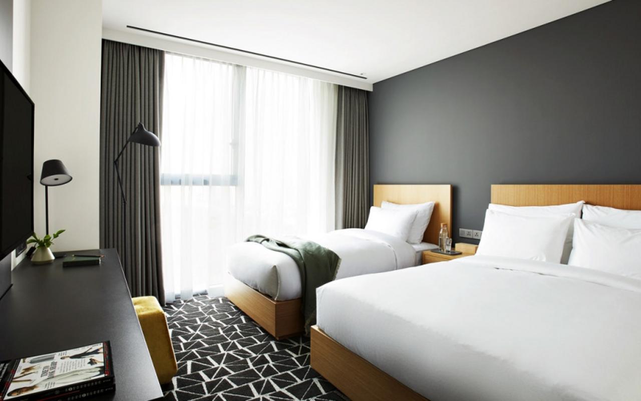 Standard Family Twin