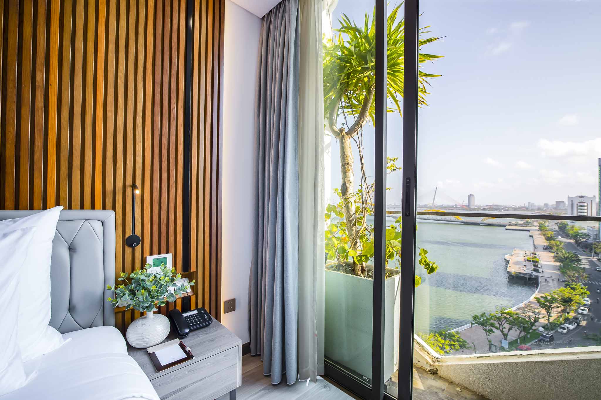 Deluxe Riverview with Balcony_view