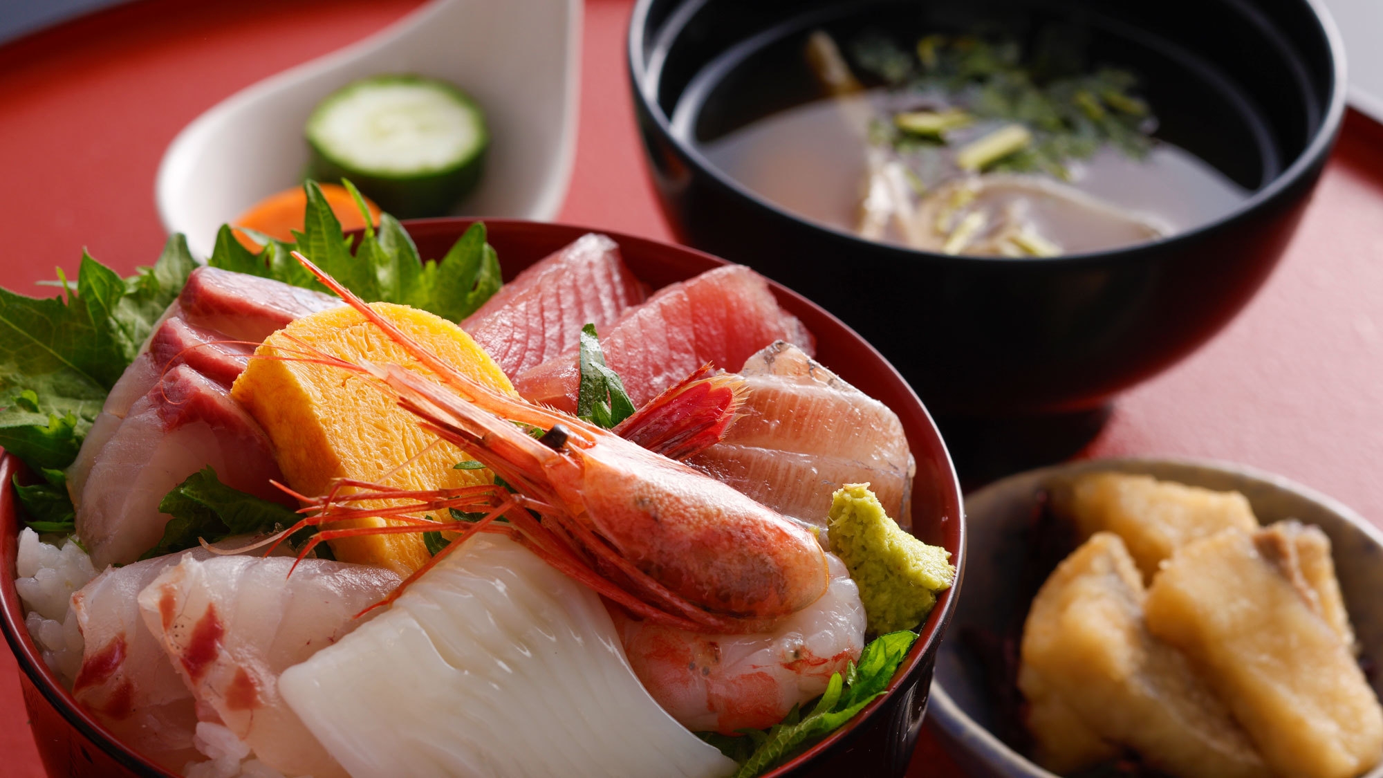 【1泊3食】姉妹店「かに道場」の昼食付で京丹後を満喫！夕食は「海鮮丼セット」