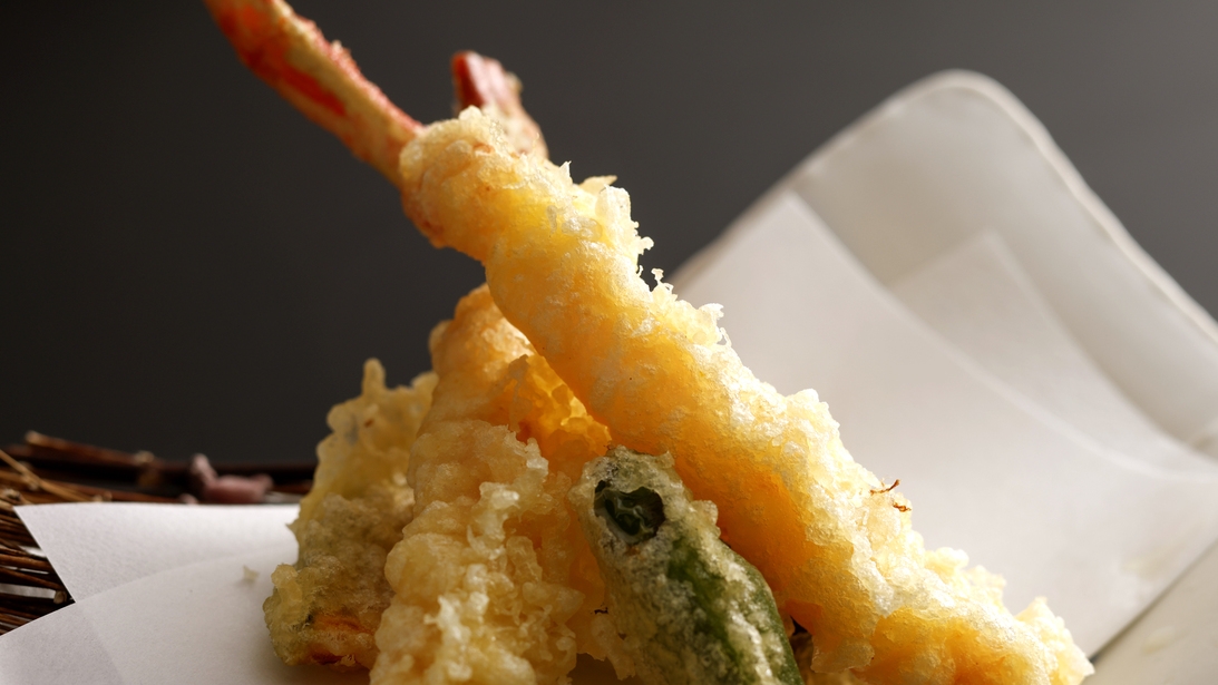 【冬・琴引カニフルコース】カニ卸直営宿が提供する当館人気のズワイガニフルコース＜1人約2杯使用＞