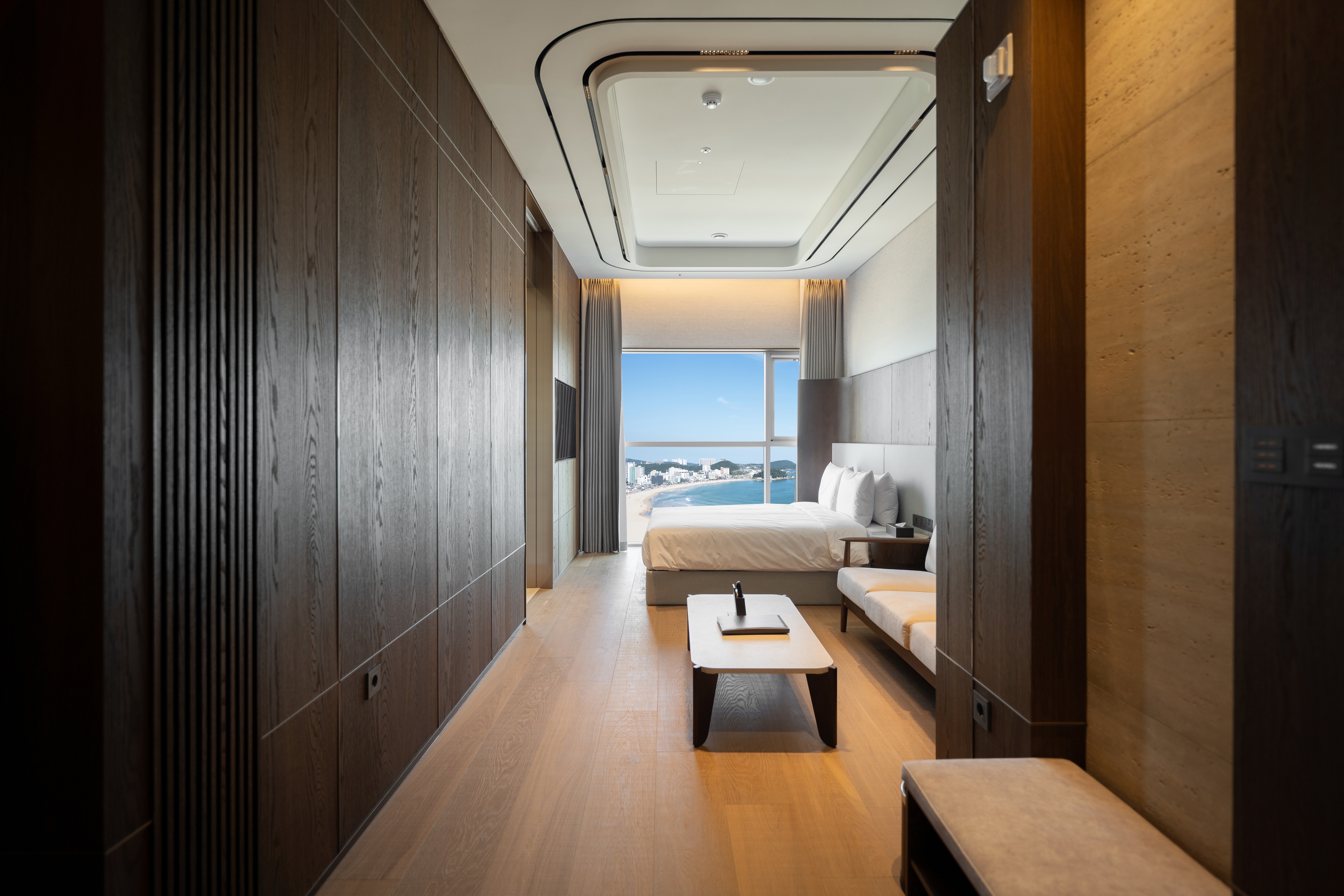OCEAN DELUXE SUITE 