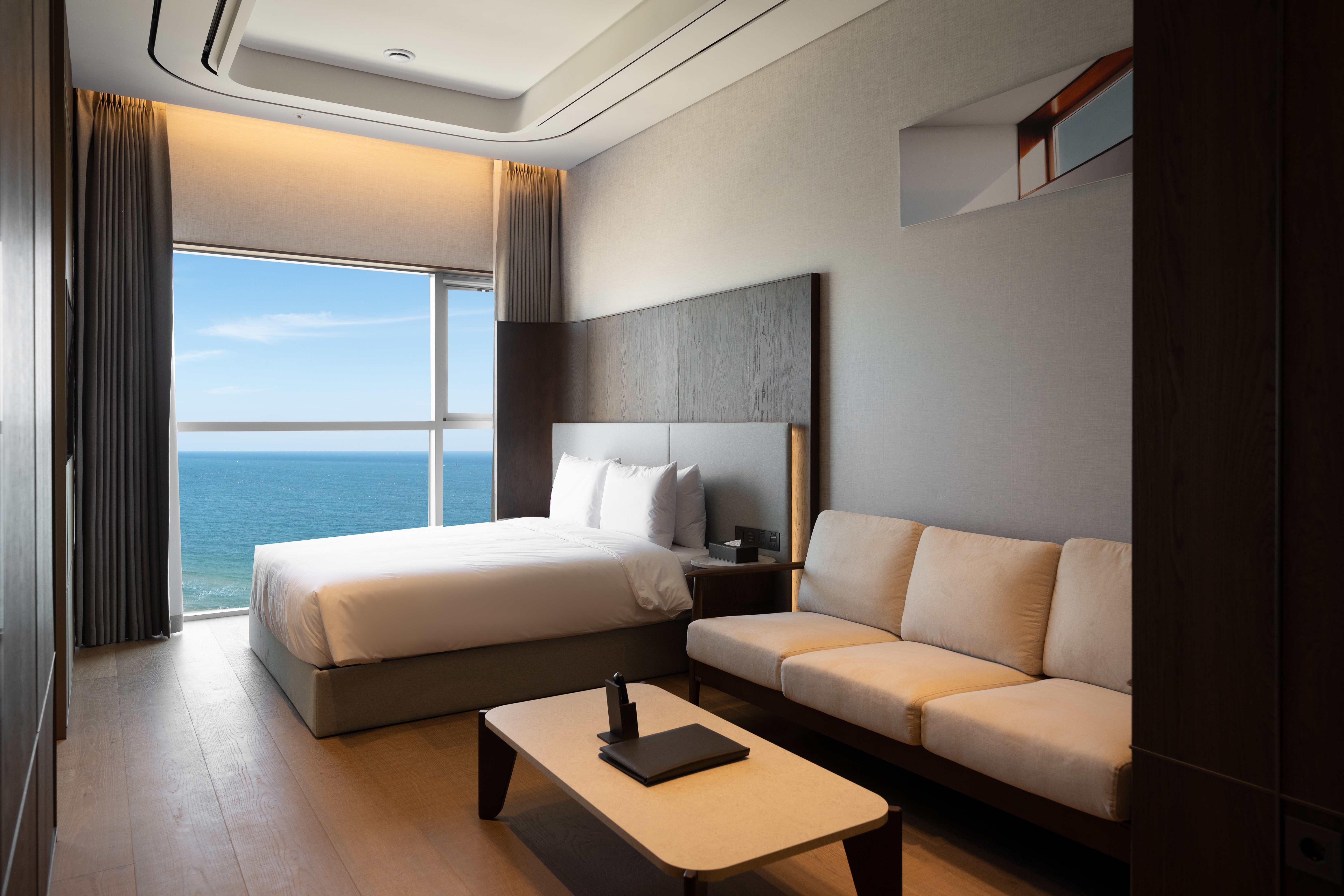 OCEAN DELUXE SUITE 