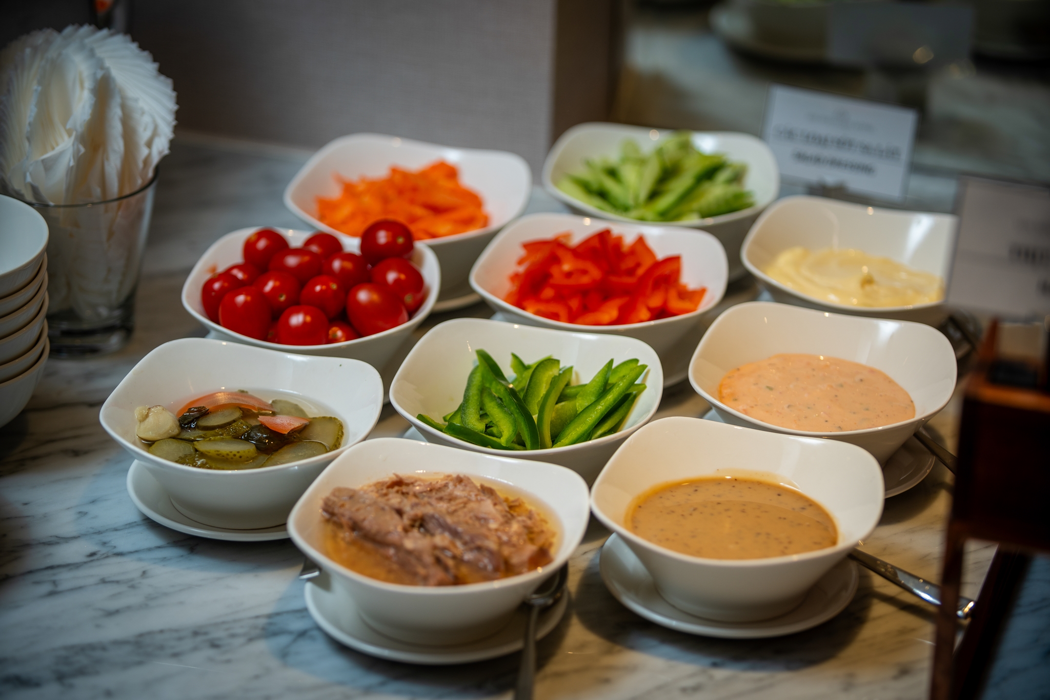 食品（ブッフェ式）