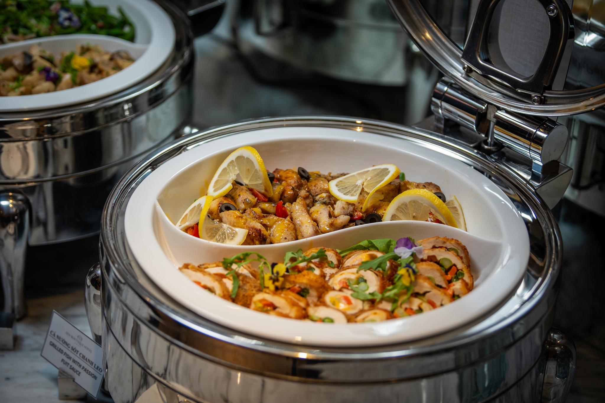 食品（ブッフェ式）