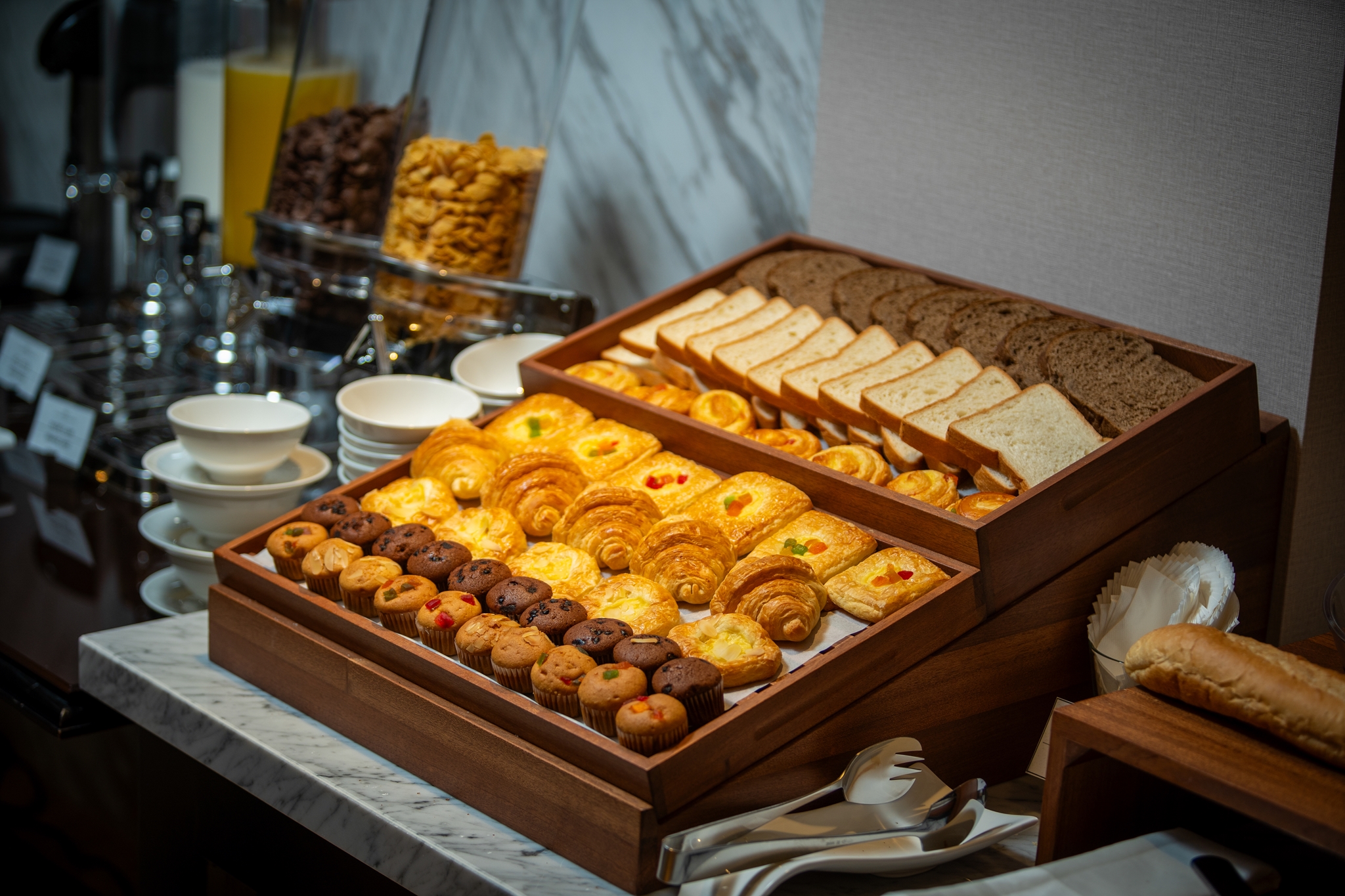 食品（ブッフェ式）