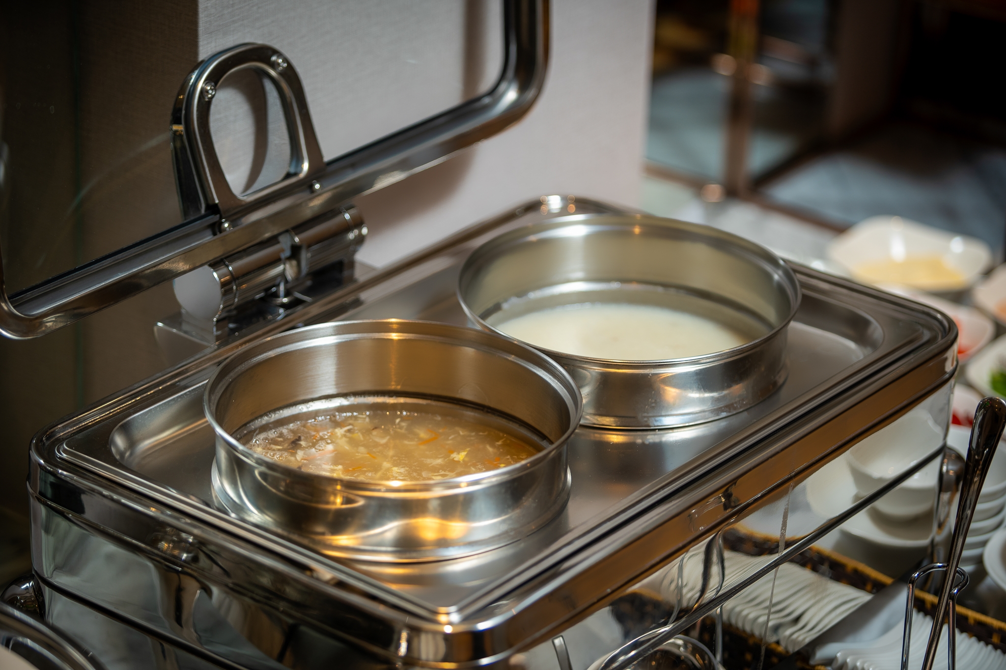 食品（ブッフェ式）