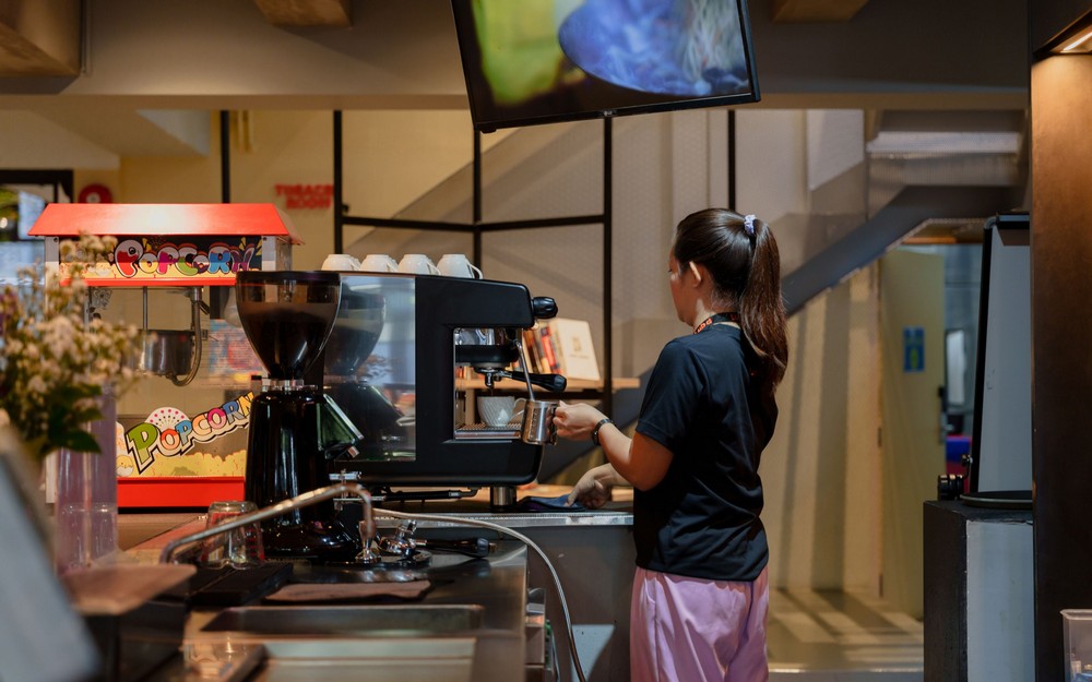 ホテル内のコーヒーショップ