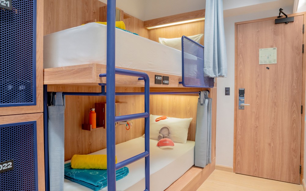 【女性専用】4人部屋のベッド