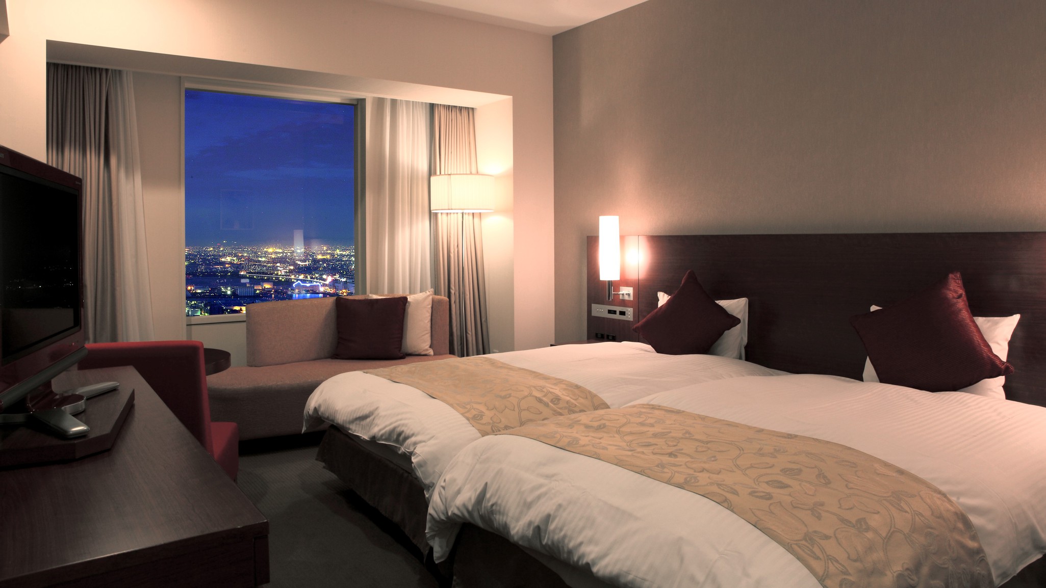 プレミアステイプラン（朝食付）☆夜景のキレイなホテルの48階コンセプトフロアでのご滞在☆