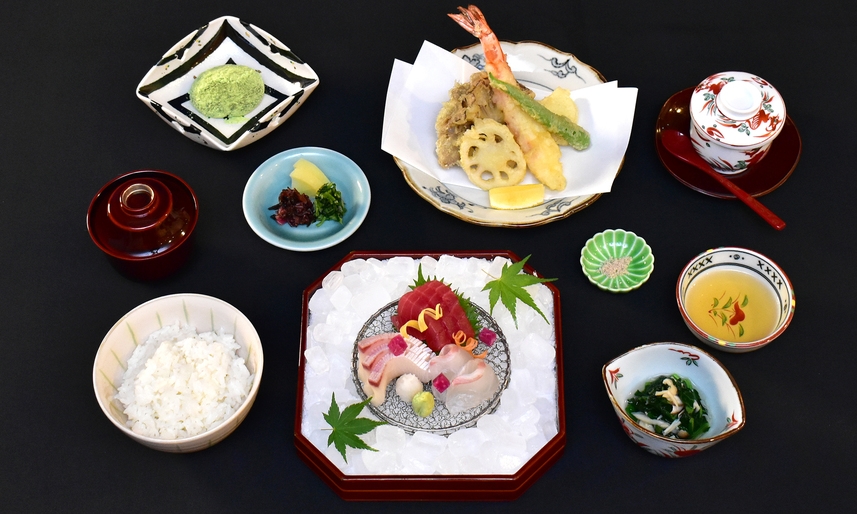 夜景遺産認定 選べる和定食（夕朝食付）※夏休みブランチ利用可（対象日のみ）