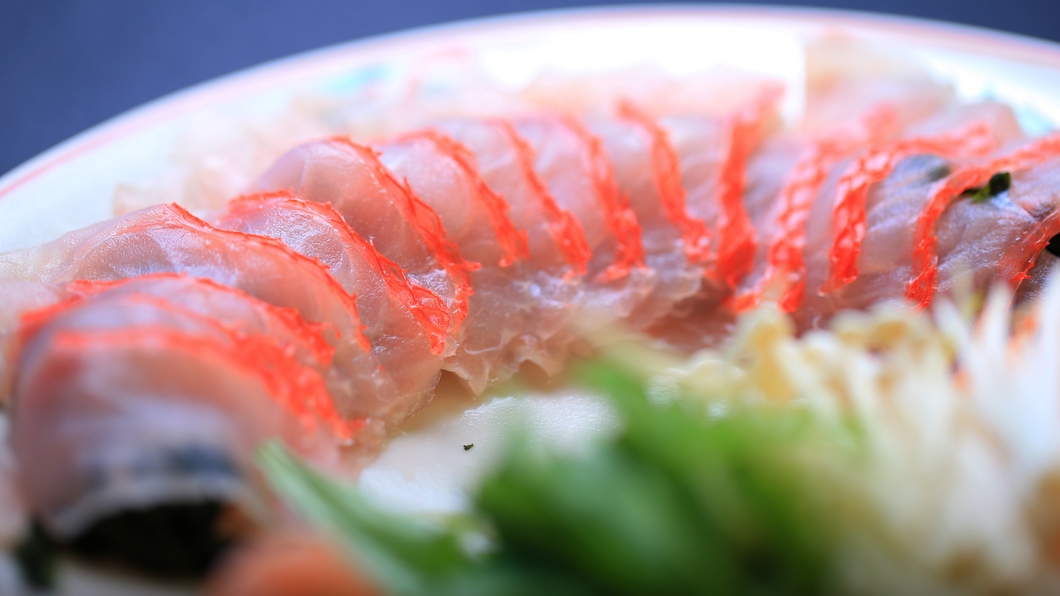 鮮度抜群！伊豆金目鯛のしゃぶしゃぶ×お造り５点盛り色彩-IroIro-食べられる海鮮会席