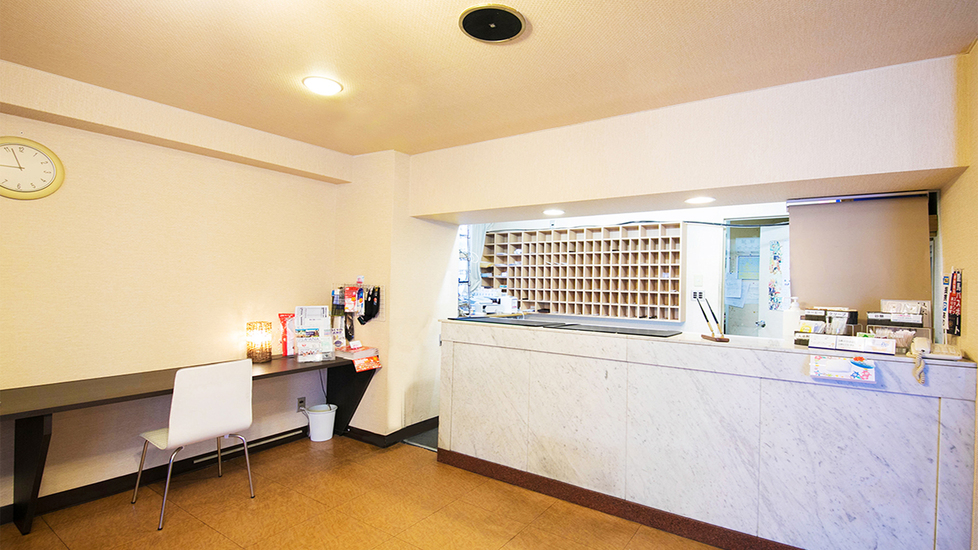 【セール】【素泊まり】一人旅や観光の拠点に！コンビニ徒歩1分・繁華街徒歩圏内♪