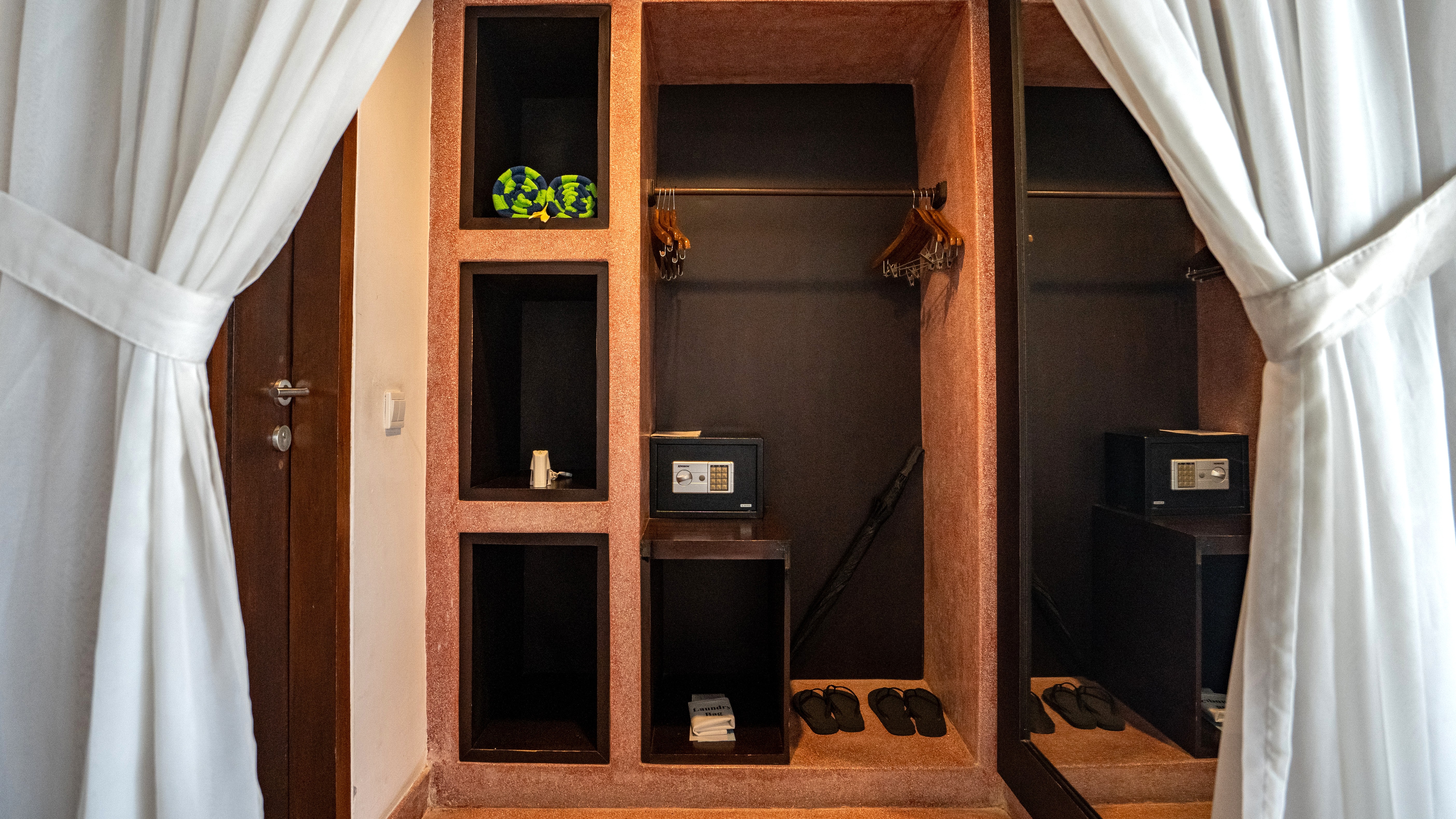 2ベッドルーム　プール　ヴィラ【318平米】－例