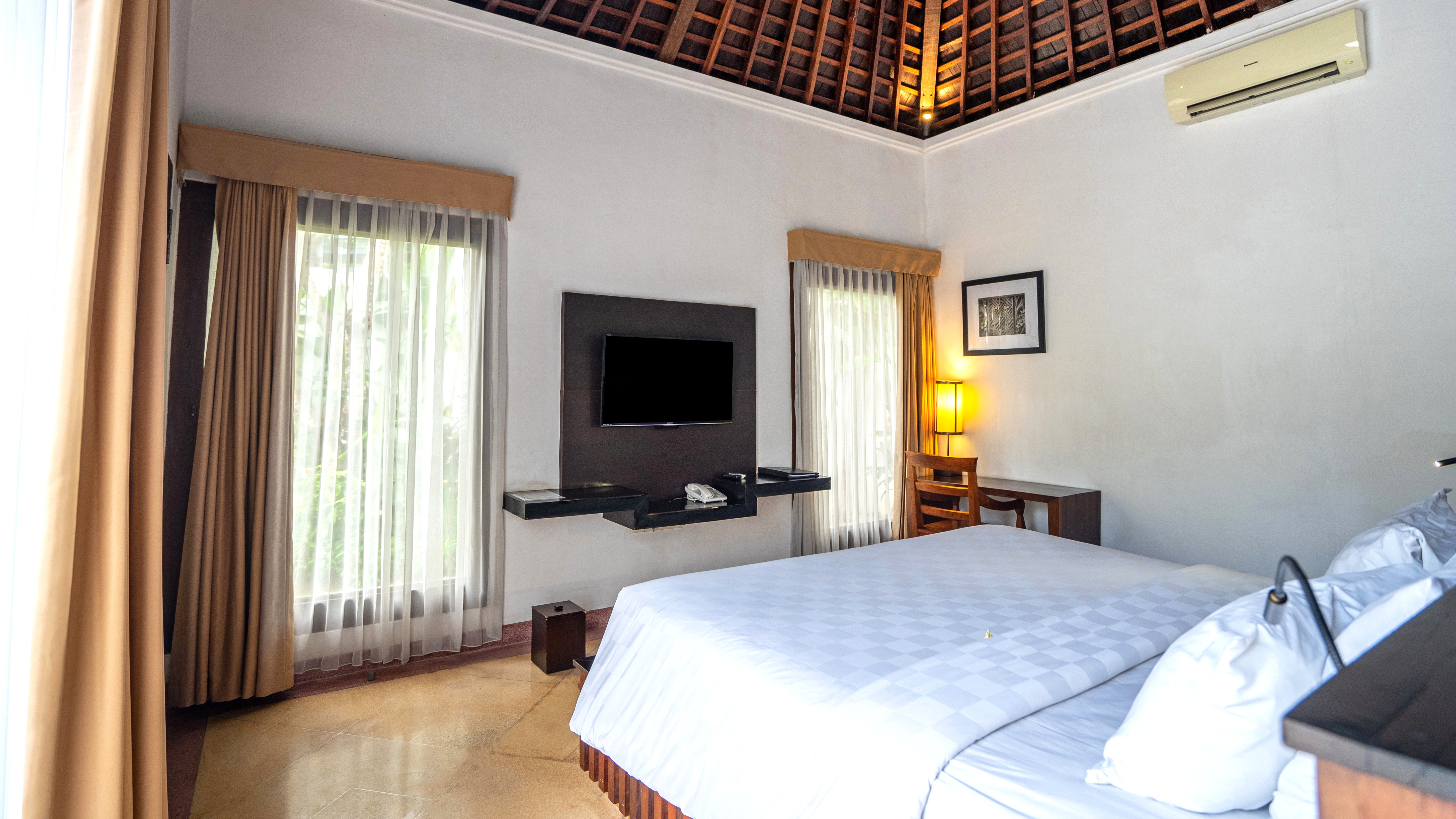 2ベッドルーム　プール　ヴィラ【318平米】－例