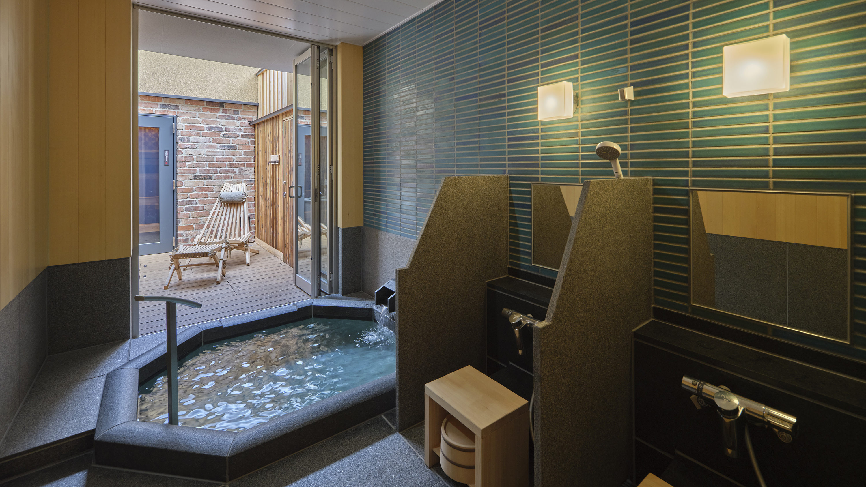 貸切サウナ＆温泉　白青