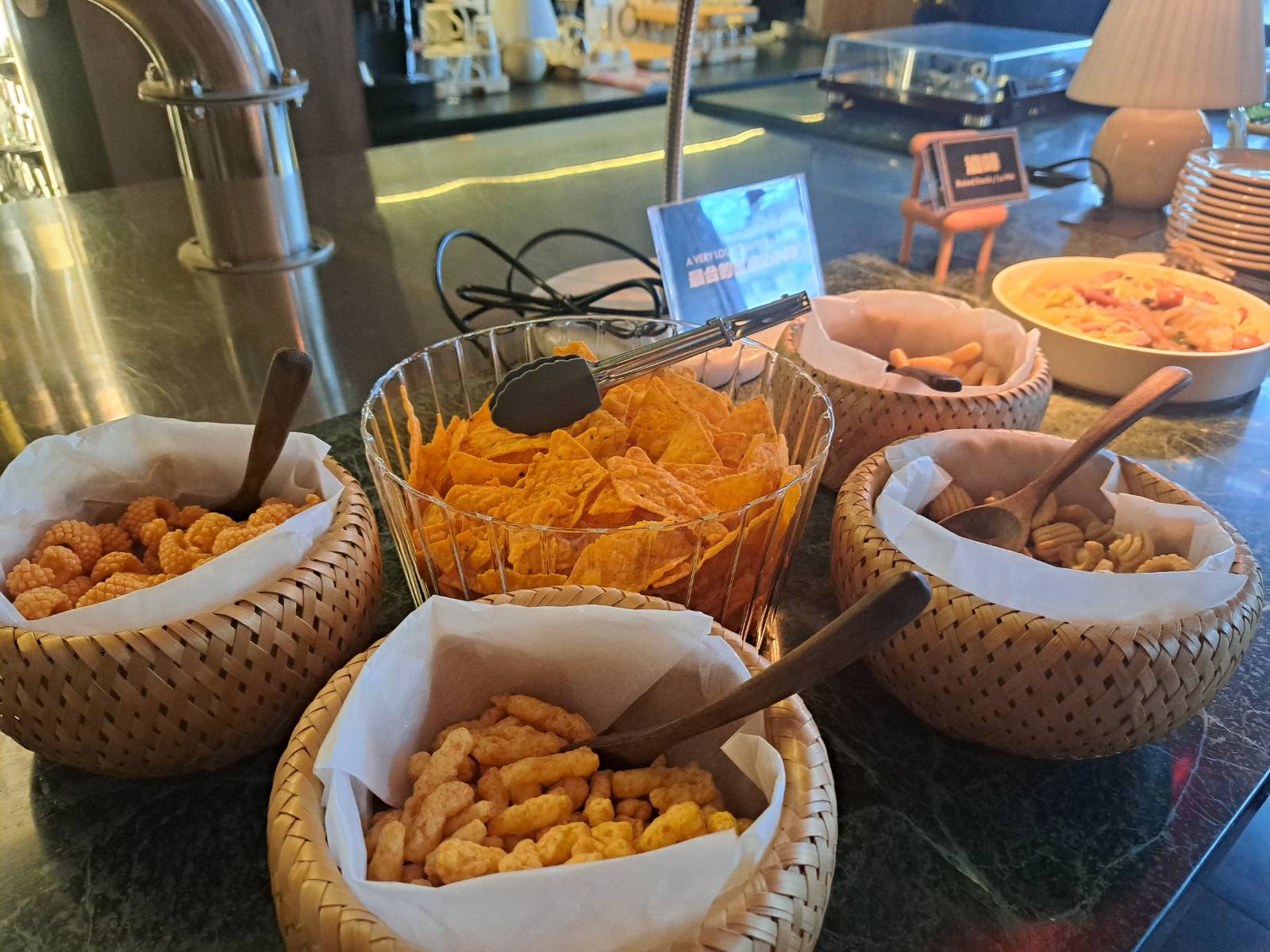 ハッピーアワー