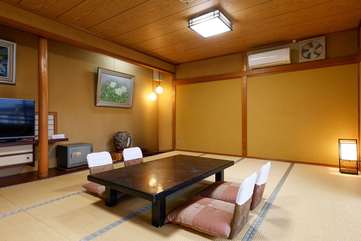 新別館◆鶴喜（くつろぎの純和室）◆館内2つの温泉貸切風呂付