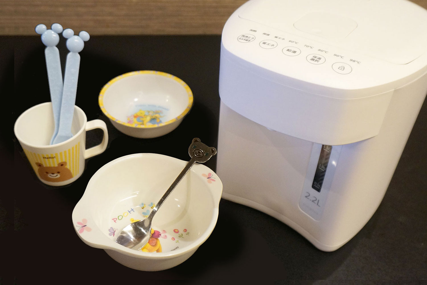 ミルクを作るのに必要なポットもお部屋にご準備しております♪