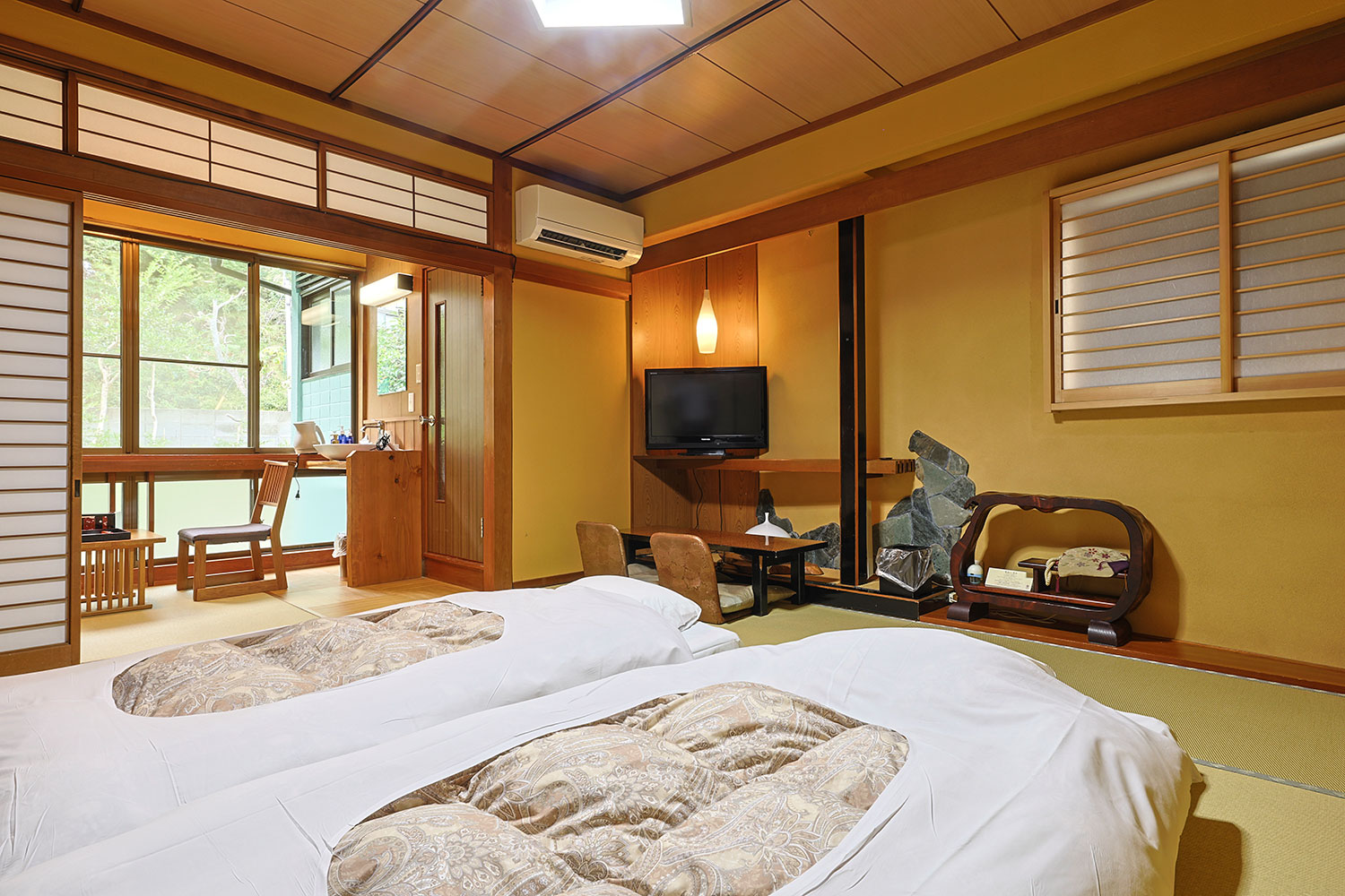 華山／客室一例