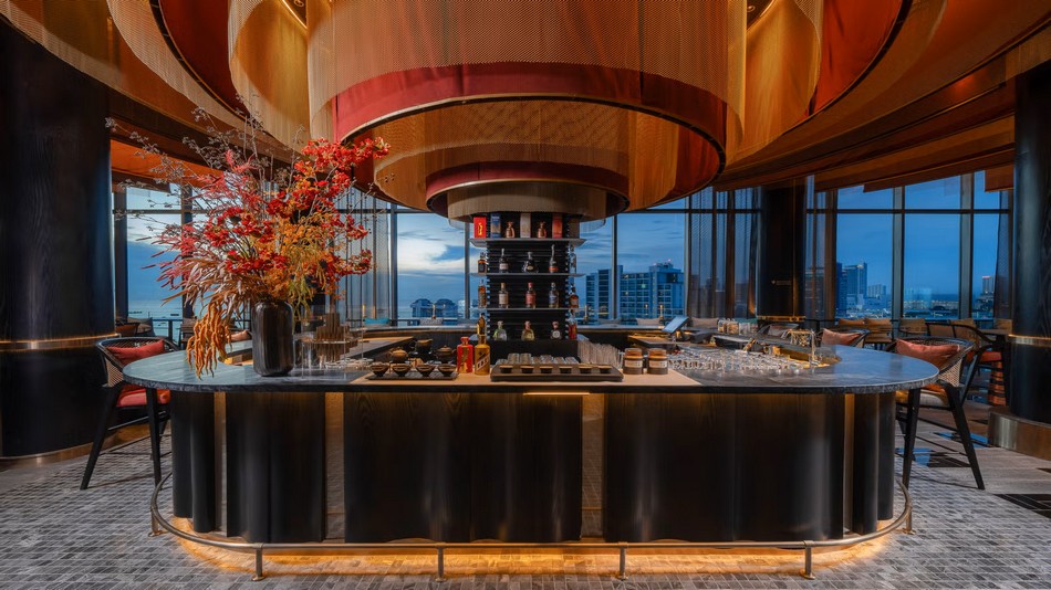 「Y&iacute;tong」中華料理レストラン＆スカイ・バー