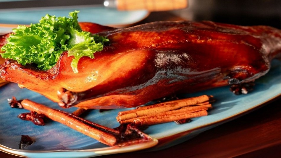 「Y&iacute;tong」中華料理レストラン＆スカイ・バー