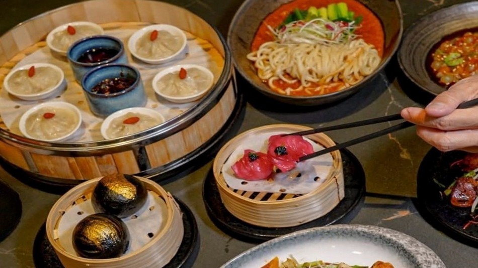 「Y&iacute;tong」中華料理レストラン＆スカイ・バー