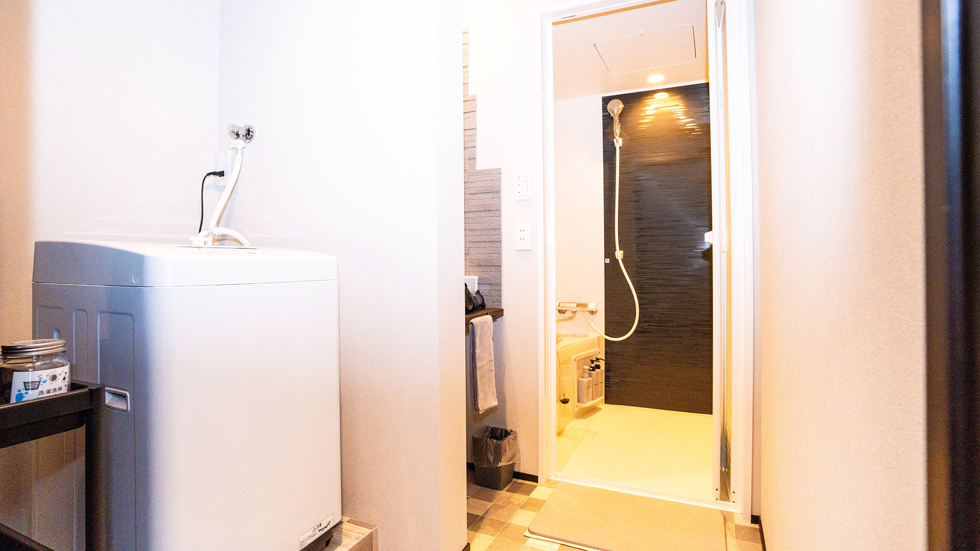 ・【洗濯機】連泊時にも便利な洗濯機を完備。すぐに洗濯ができるので旅行の着替えの荷物が減らせます