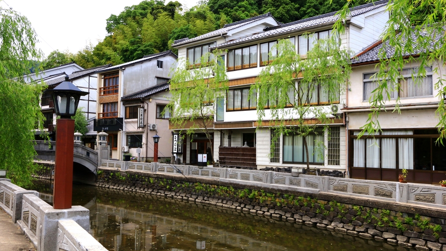 当館は城崎温泉の中心地にあり、観光＆湯めぐりに便利です。