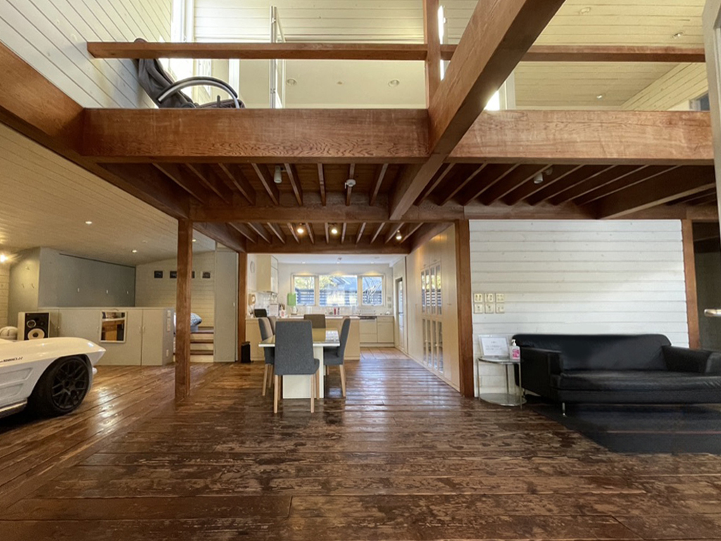 Corvette：ダイニング