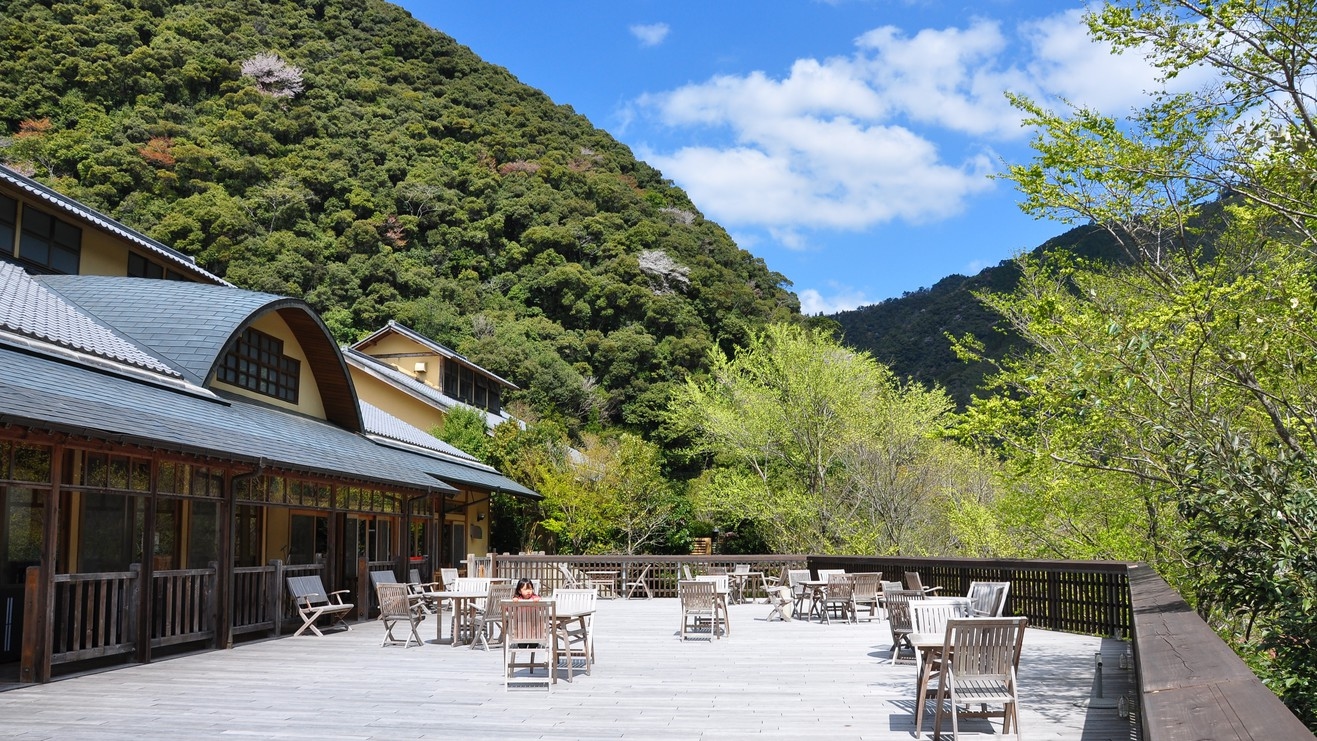 【素泊り】早朝から活動する方や朝寝坊したい方必見！もちろんビジネスの方にもおすすめ♪