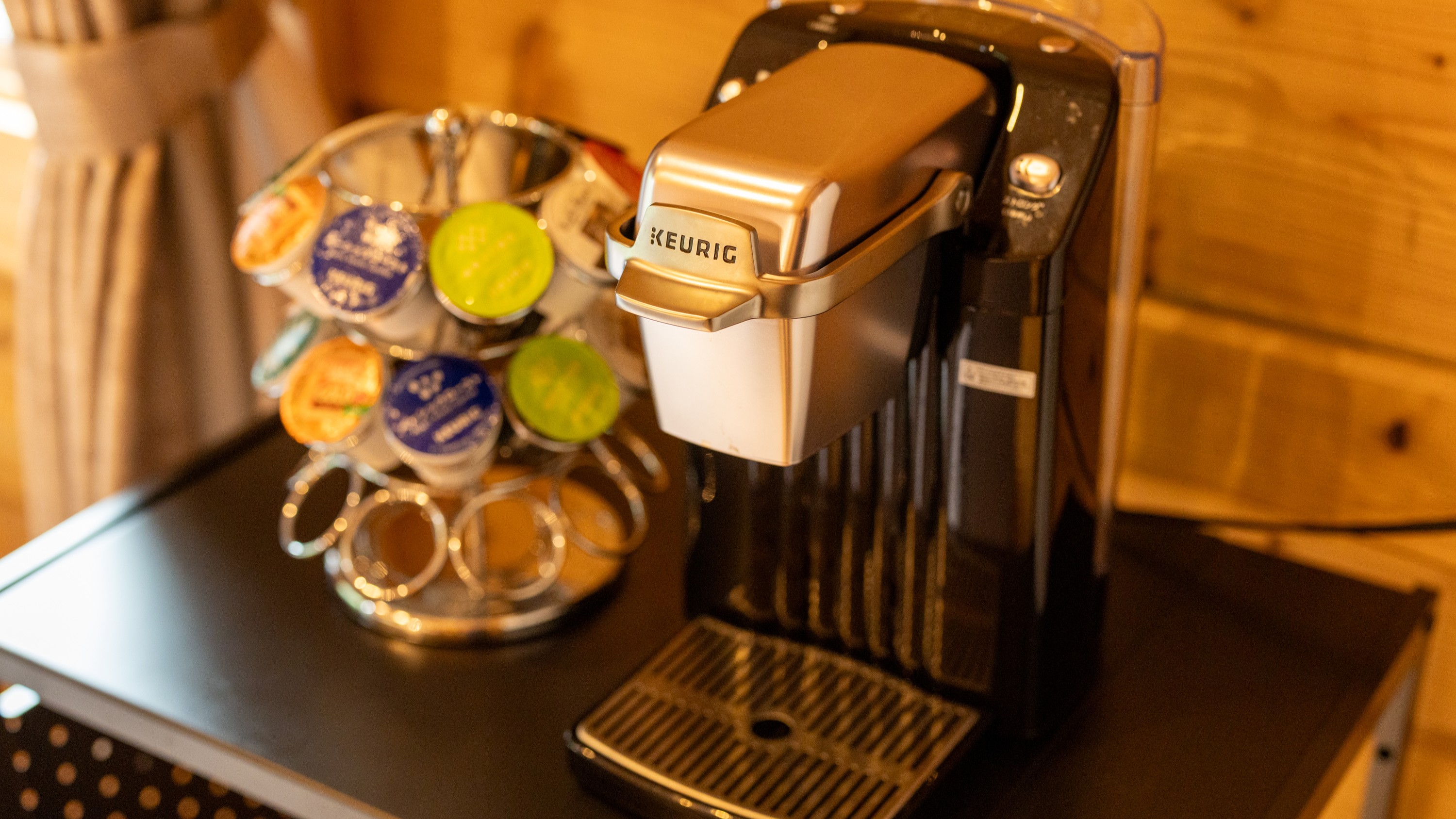 【プレミアムコテージ共通設備・備品】KEURIG：カプセル式コーヒー＆ティーメーカー