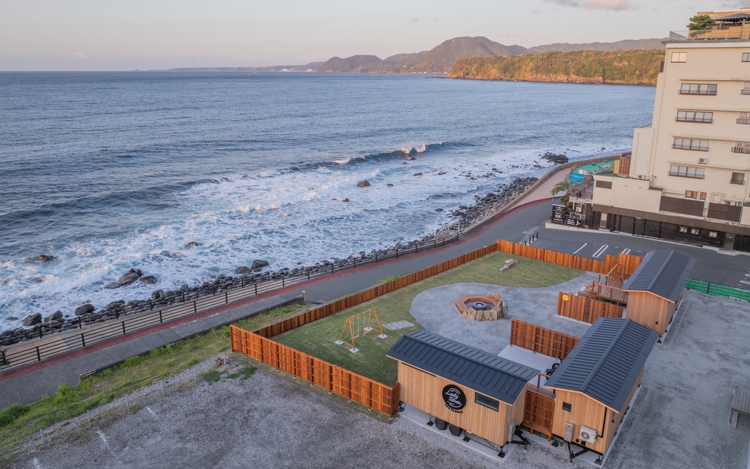 【春SALE】【大型グループ向け】最大8名・海辺のヴィラまるごと貸切プラン