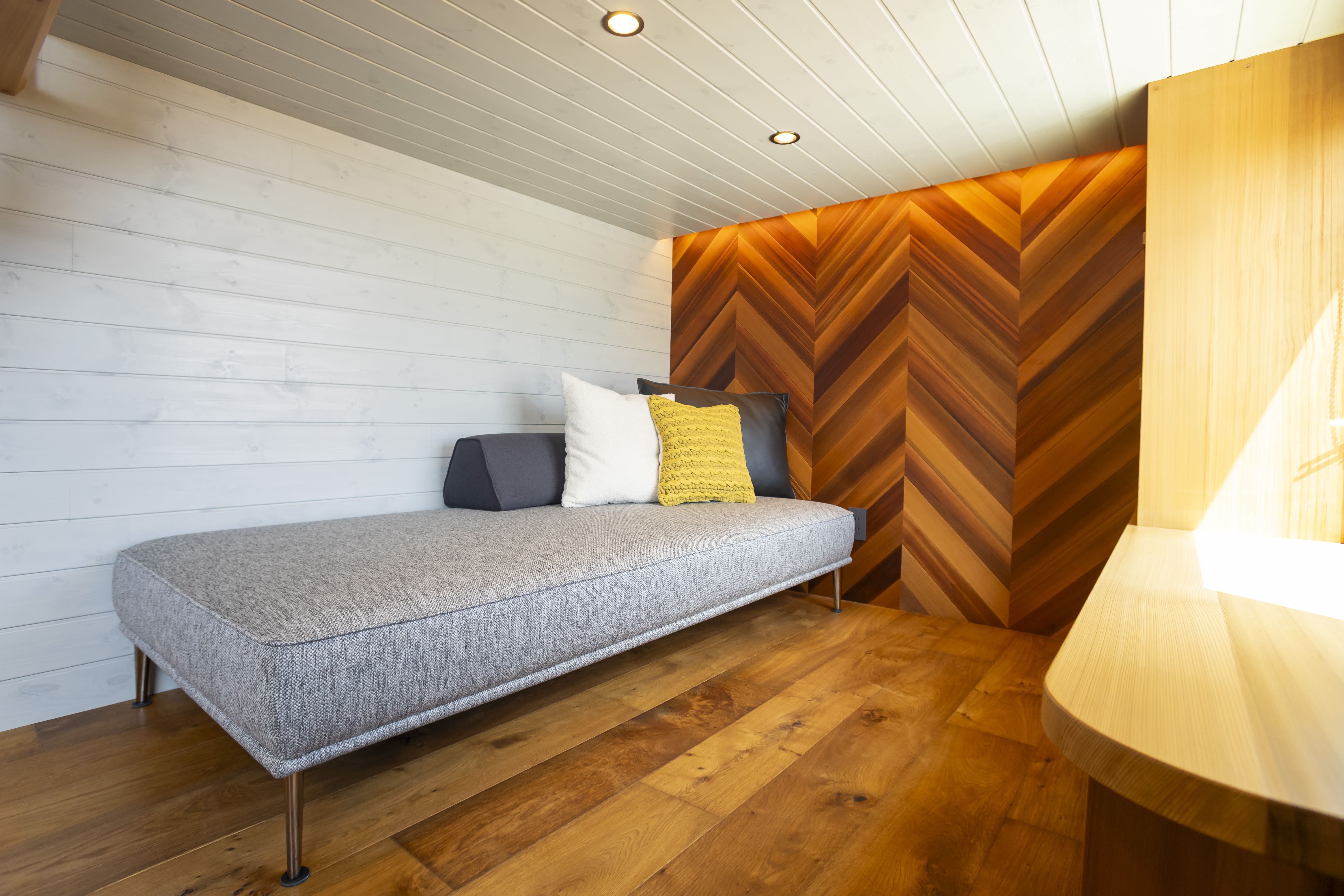 tsuki_ソファベッド