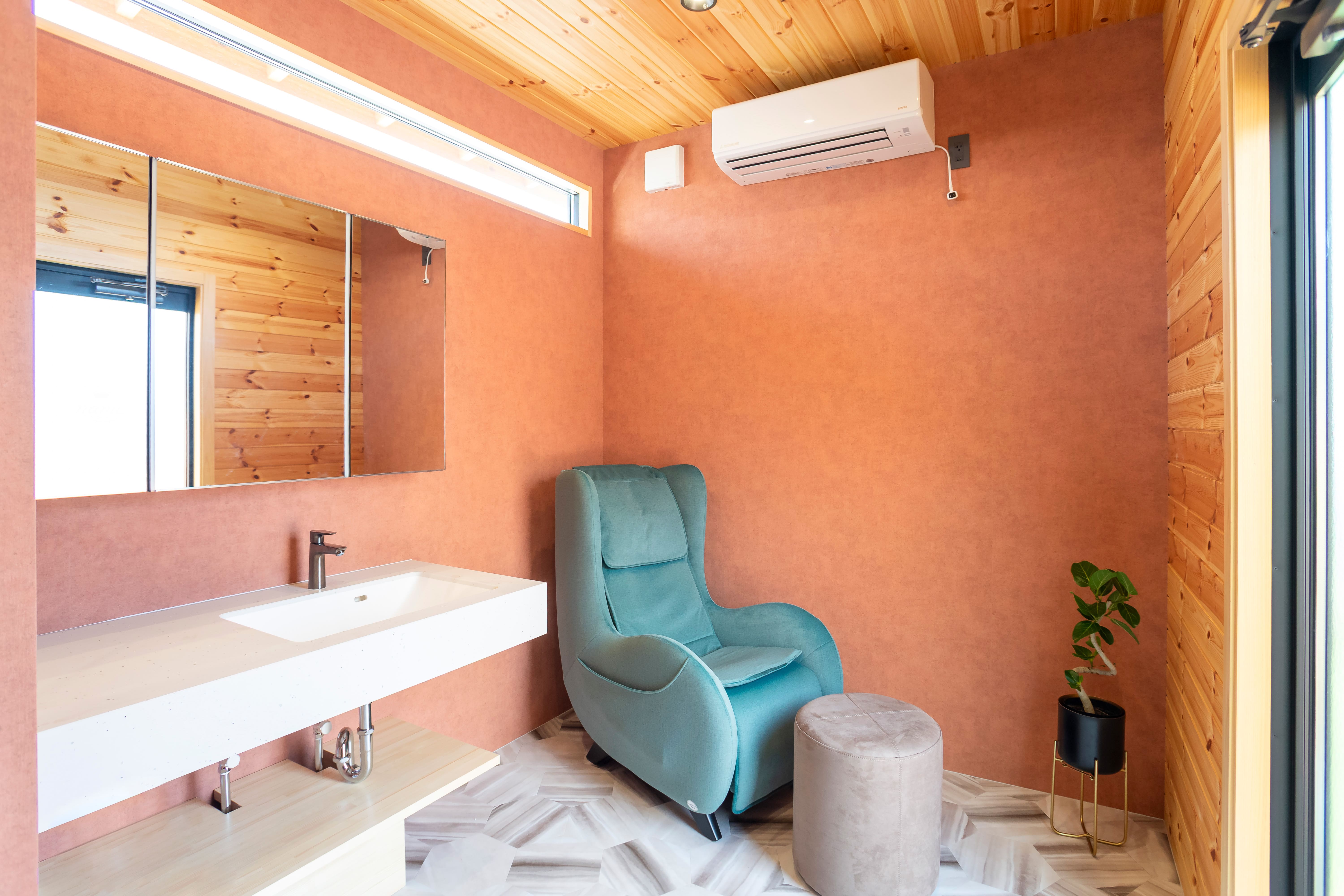 nami_旅の疲れをいやすマッサージチェア