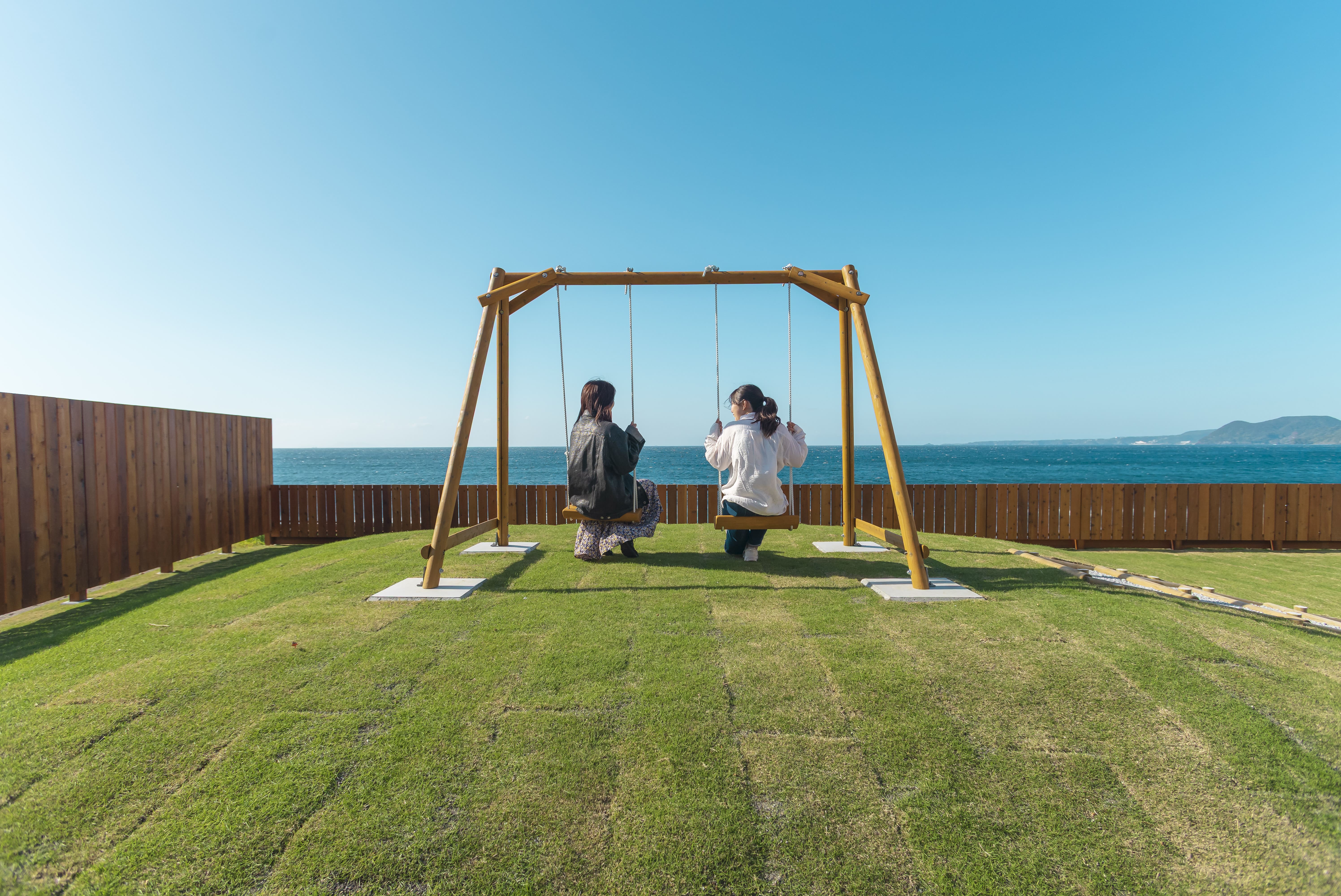 ブランコに乗って童心に帰ろう