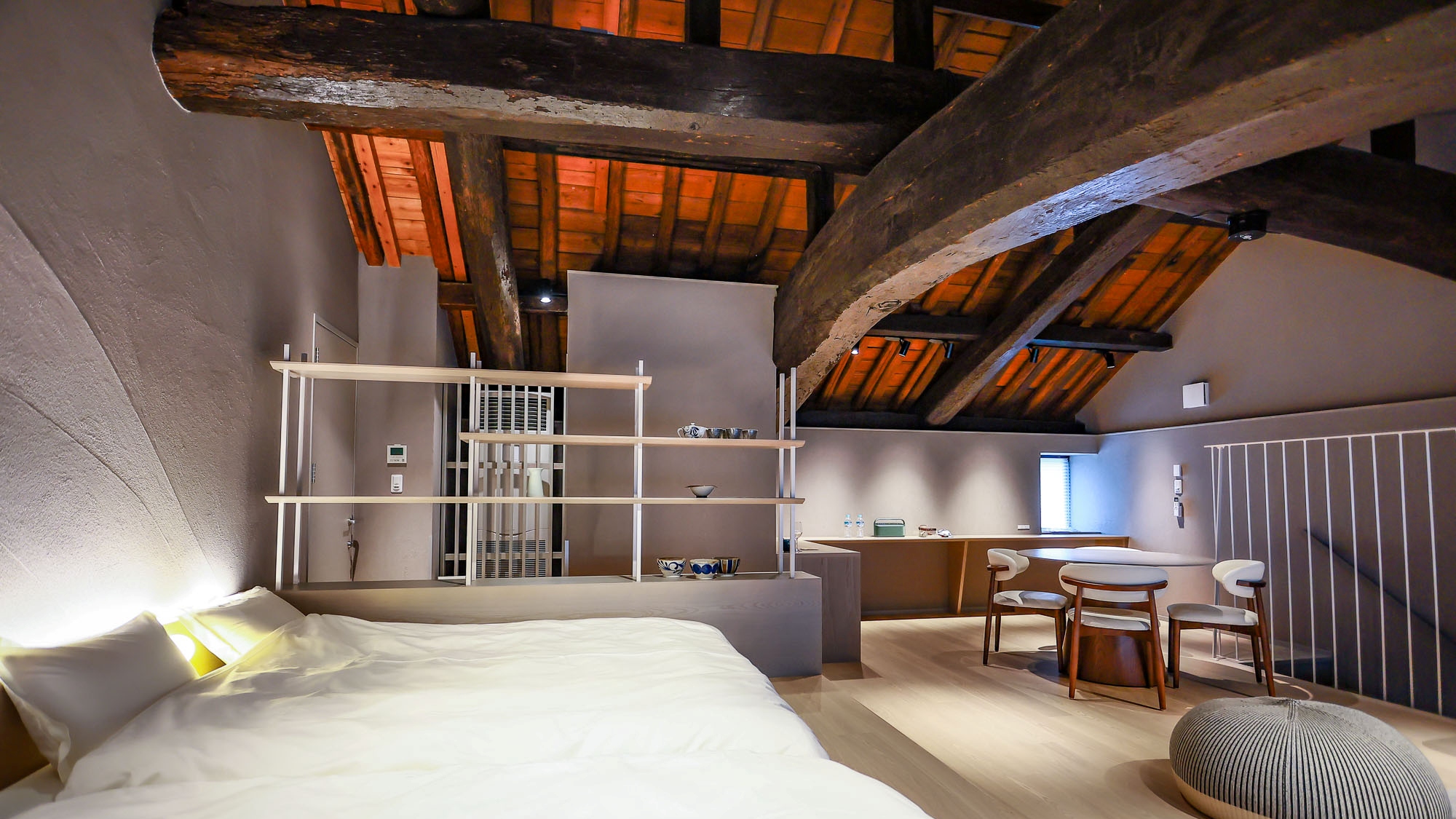 山 ー ２階ベッド