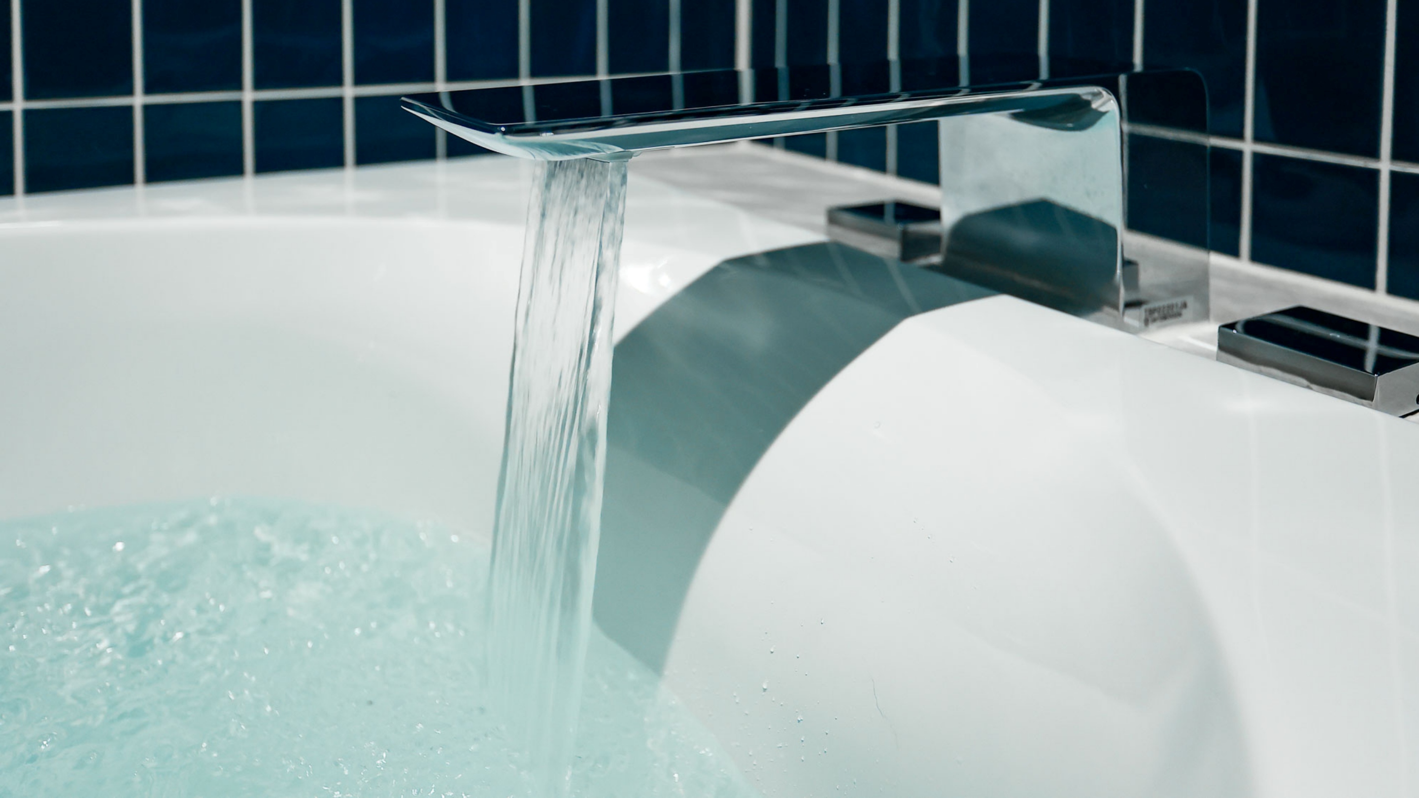 バスタブ ー 広々とした大きなお風呂でゆっくり疲れも落とそう♪