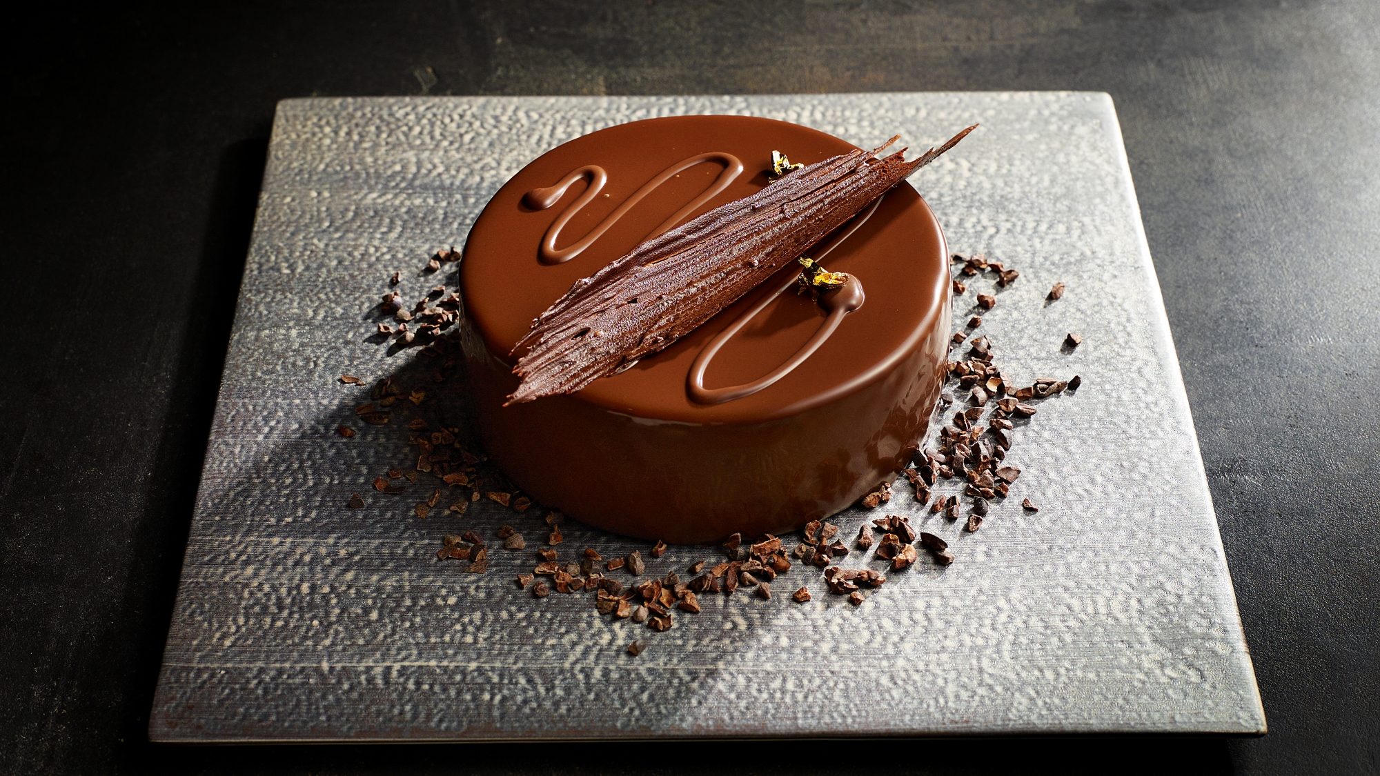 【ル・クレス／チョコレートケーキ&ldquo;アリア&rdquo;】世界コンクールで受賞経験のある逸品もご用意。※イメージ