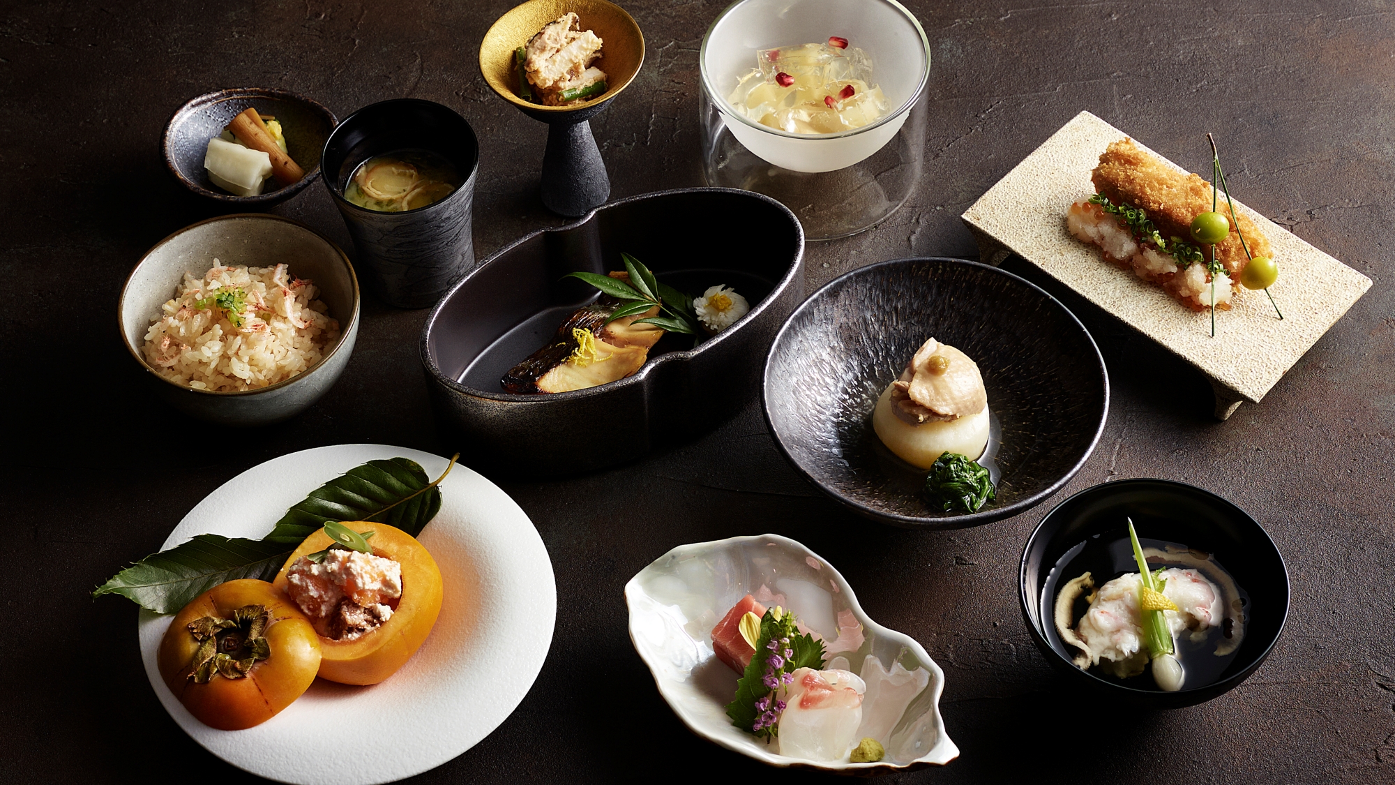 【華香／ディナー例】移ろう四季や伝統文化を映し出す本格的な日本料理をご提供いたします。※イメージ