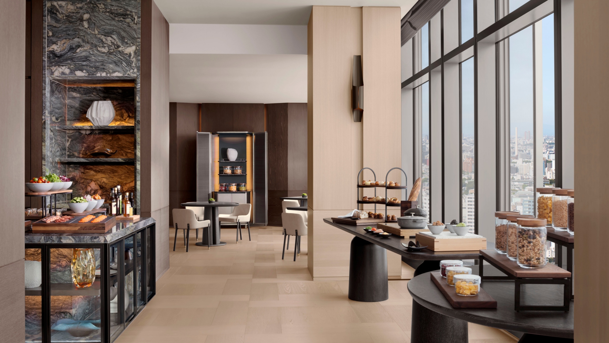 【Executive Lounge】27階に位置する専用ラウンジで楽しむワンランク上のご滞在。