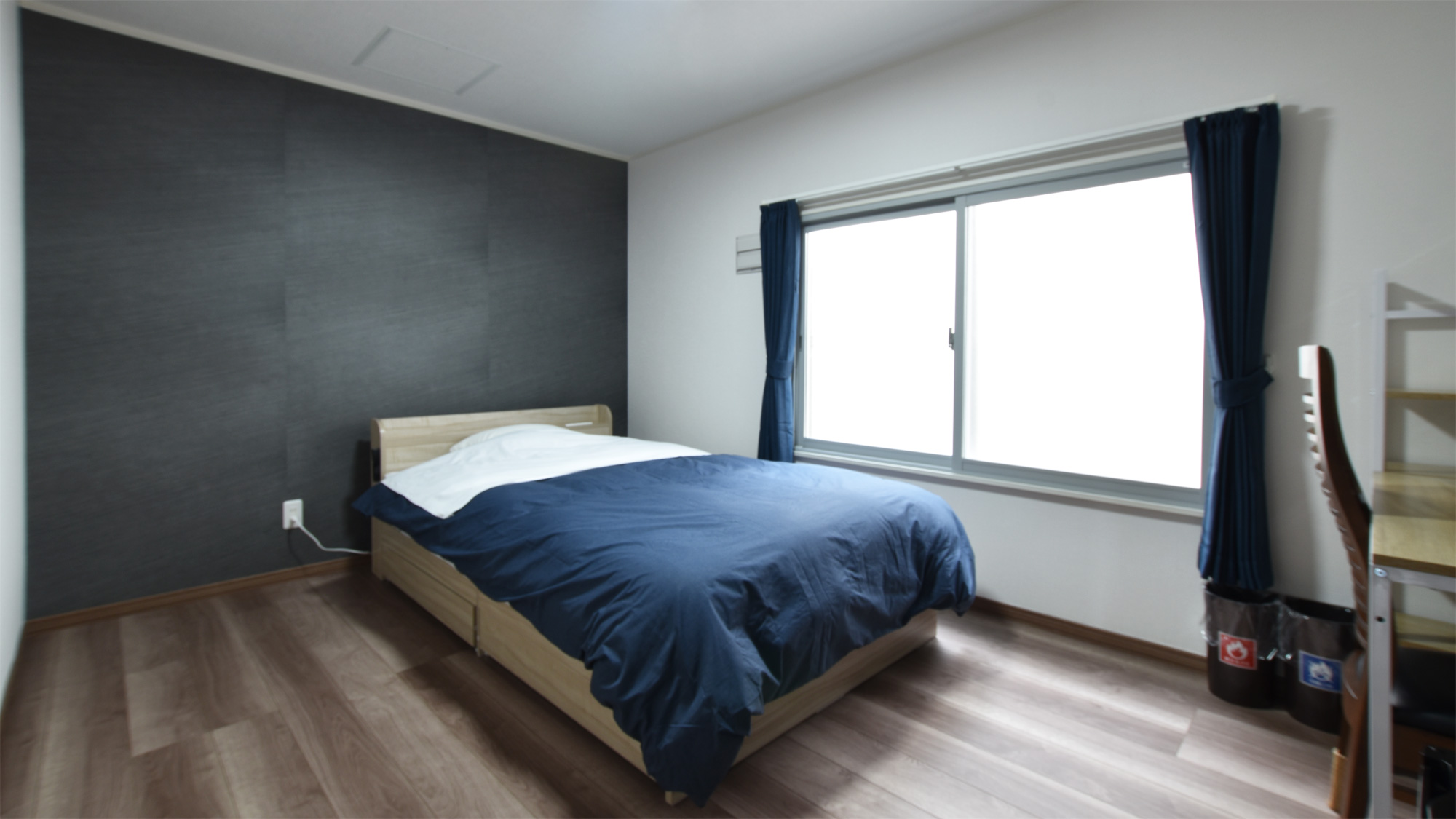 【エコノミーシングル】出張時の拠点にぴったり！落ち着きある色調の快適空間