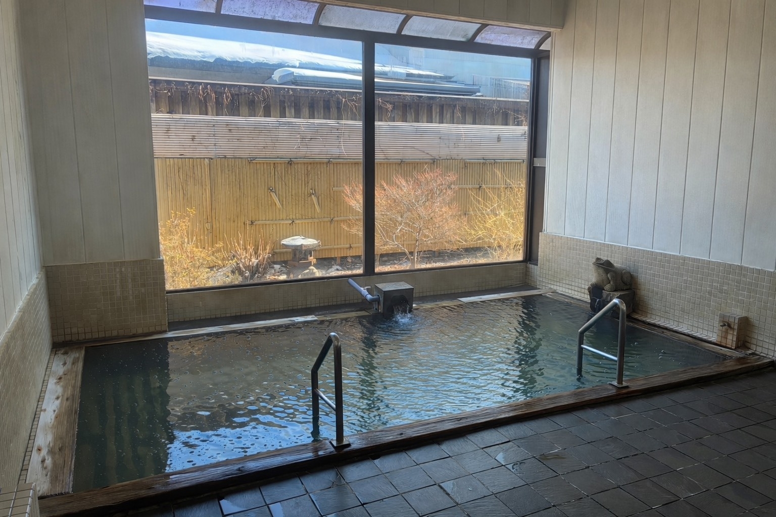 【5月限定10％OFF】長嶺温泉入浴券付のお得な素泊まりプラン