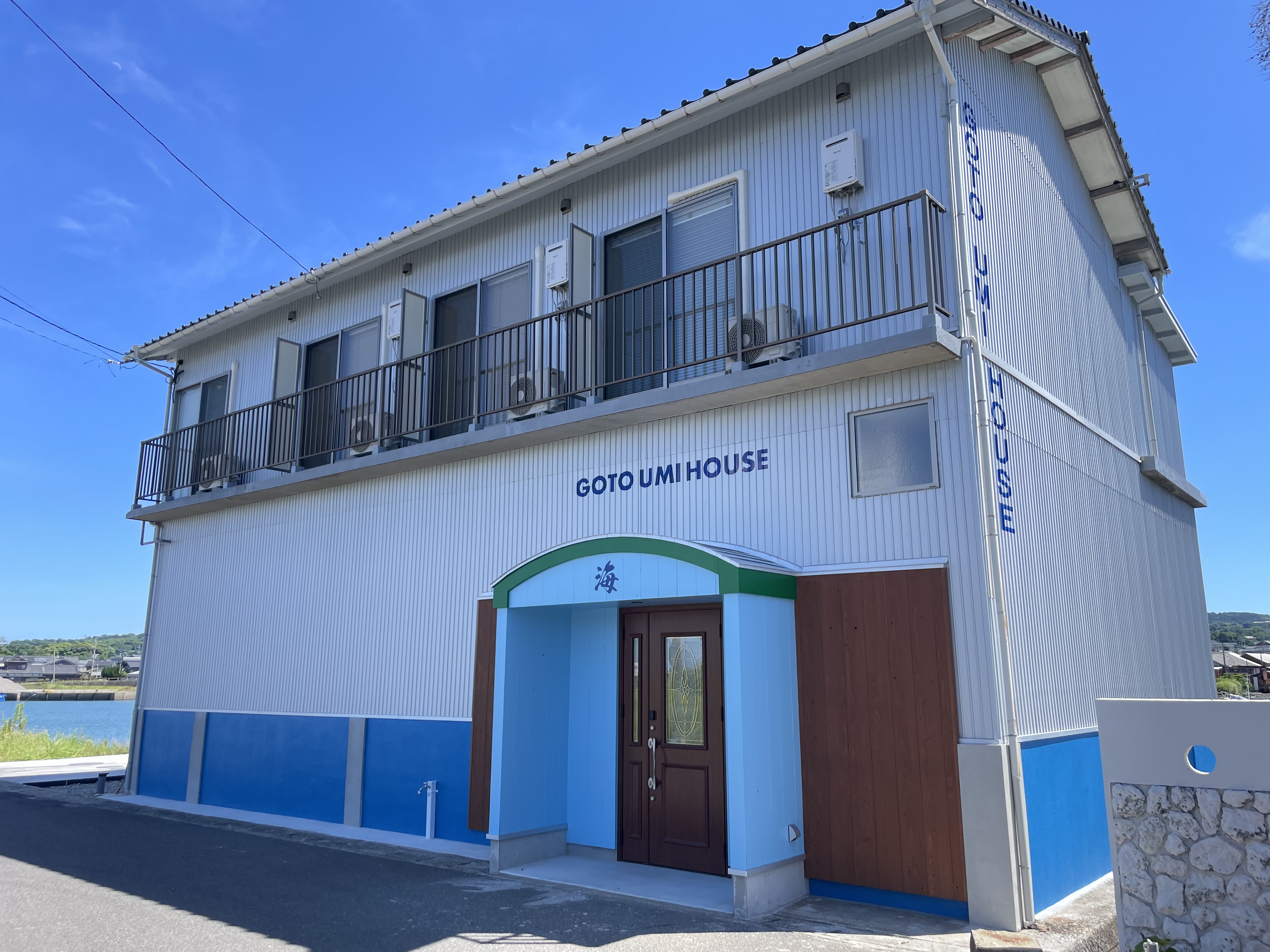 施設全景（右）