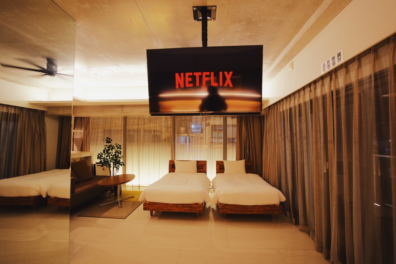 【ファミリールーム】那覇空港まで１５分　国際通りから徒歩約5分｜全室キッチン＆家電付