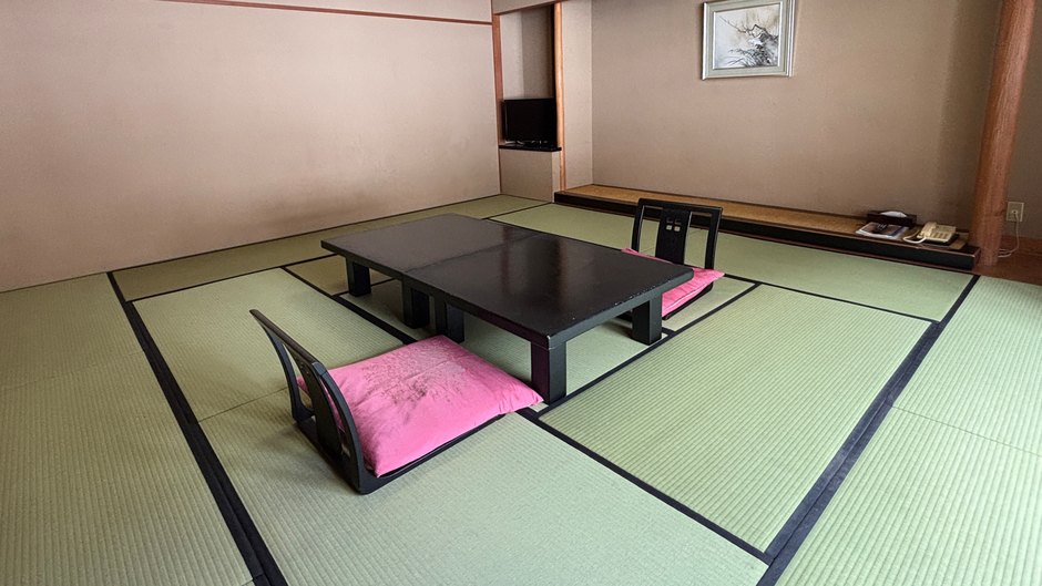 【期間限定　12.5帖和室】懐かしい雰囲気のレトロ和室