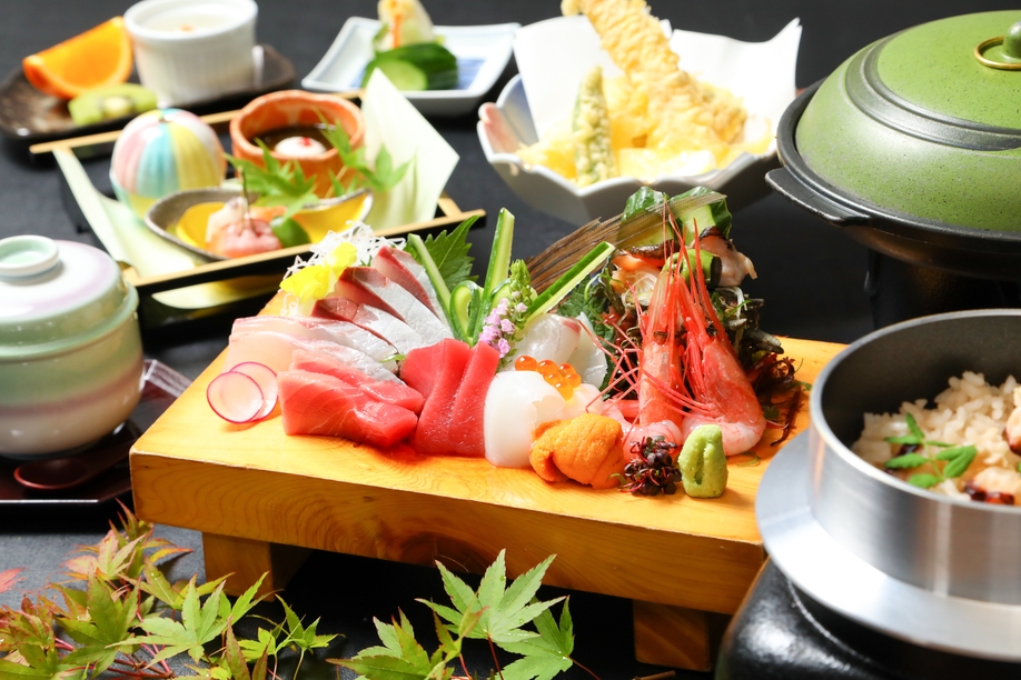 【夕食個室】＜夏の厳選会席／お造りコース＞　旬のこだわりと福井の味覚を心ゆくまで…