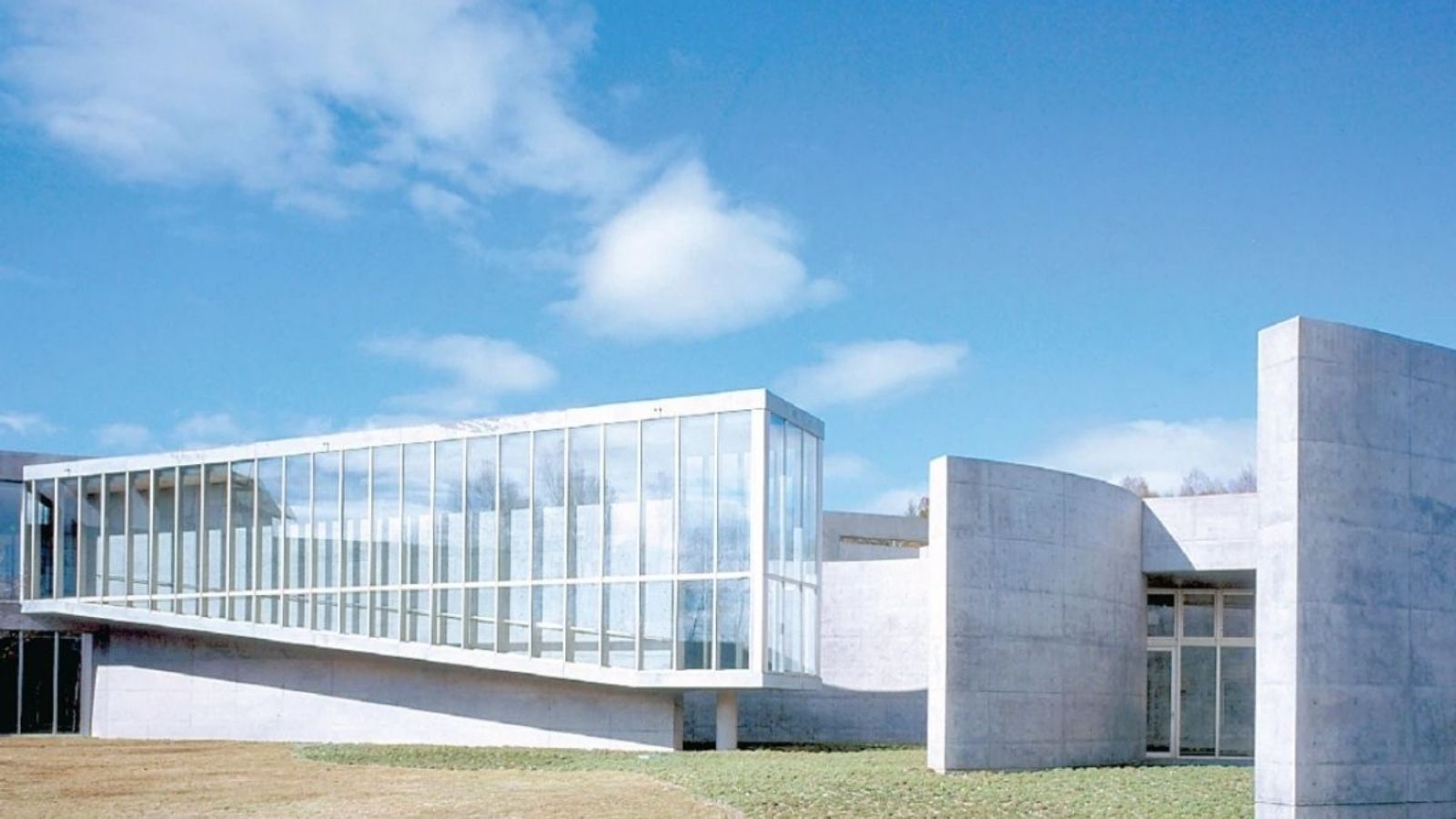 【周辺施設】小海町高原美術館