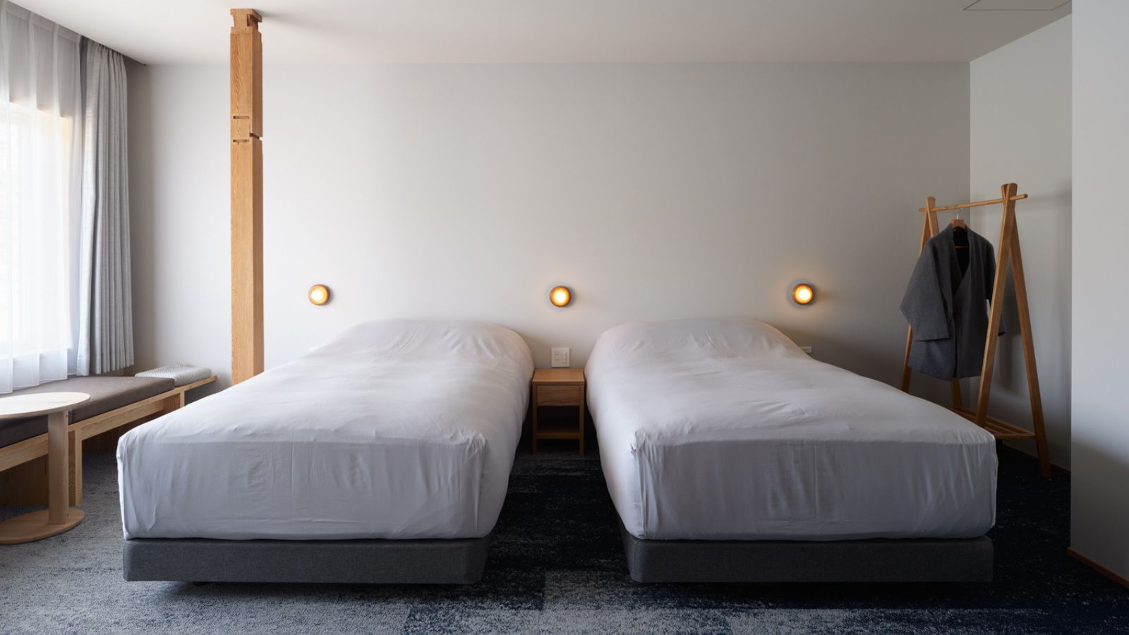 203 レイクフロントツイン【2F・31平米・バスビュー】