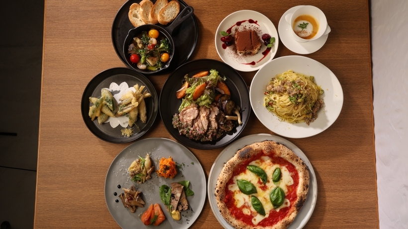 【平日限定】自慢の窯焼きピッツァなどこだわりの美味を堪能♪イタリアンディナーコース付プラン｜夕食付き