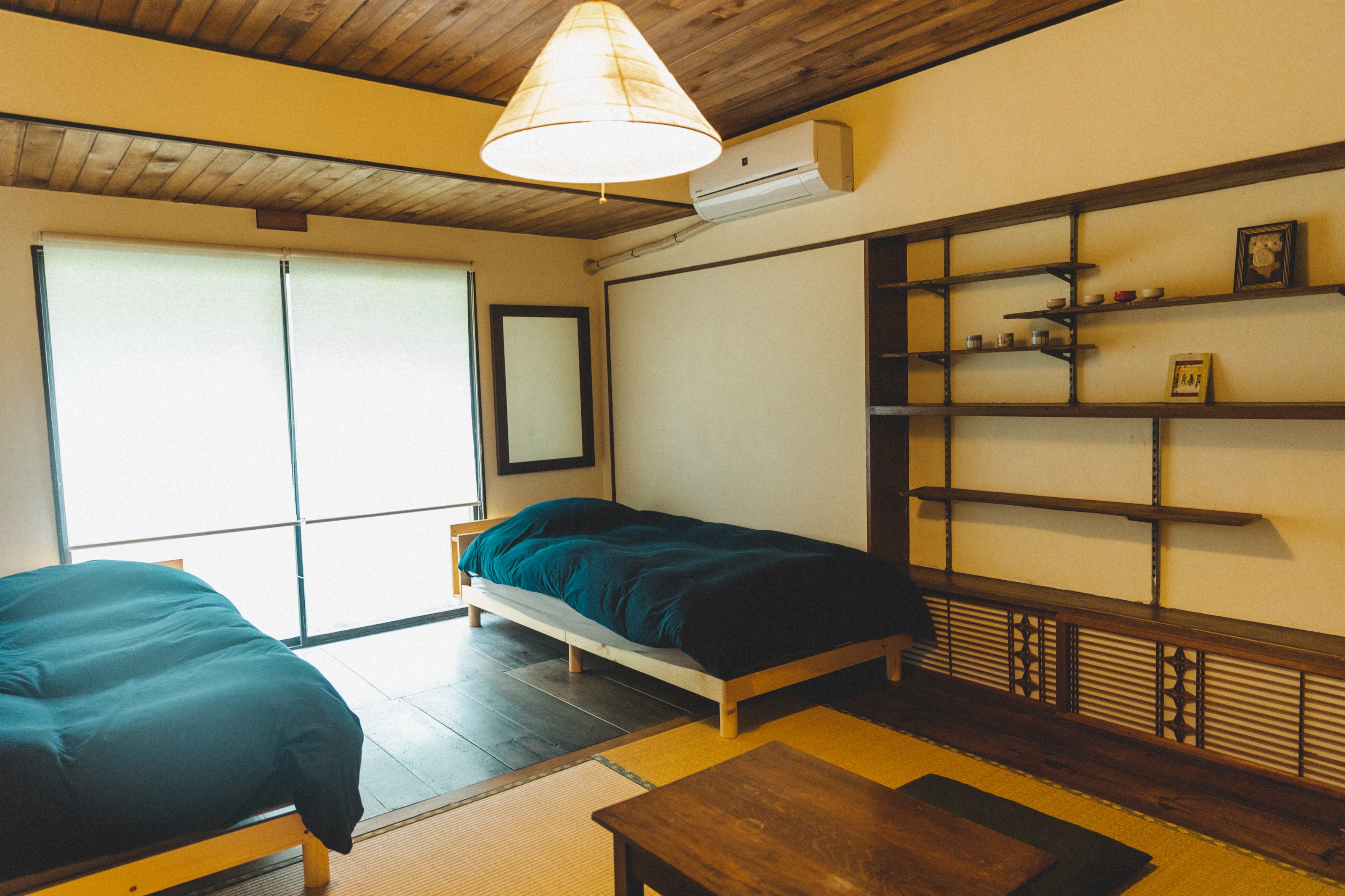 【最大4名の和洋室】3名様以上は、畳の上に布団を追加。